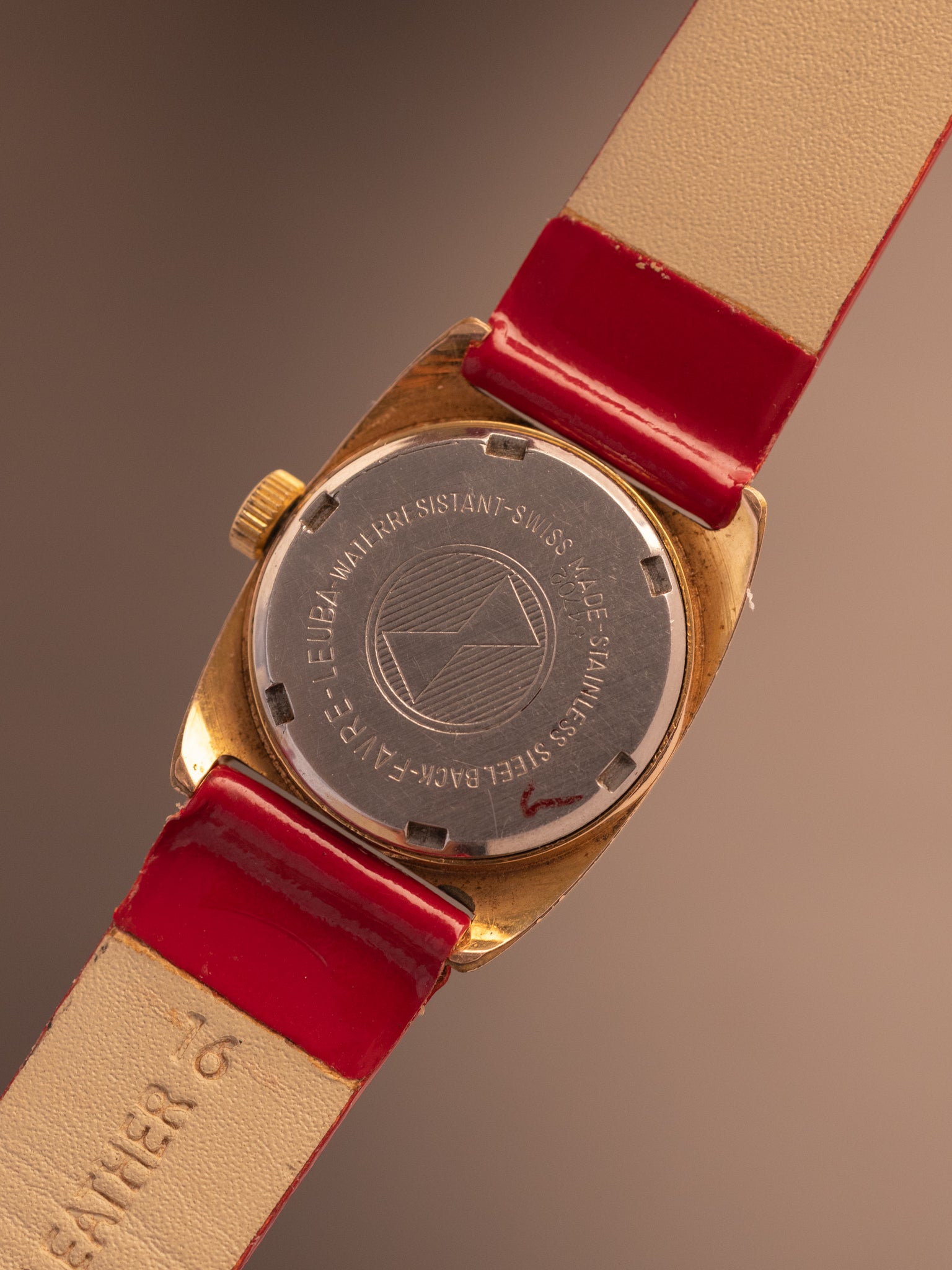 Favre Leuba Ladies TV Gold Red Strap (Ref. Unknown) (24mm; Manual)
