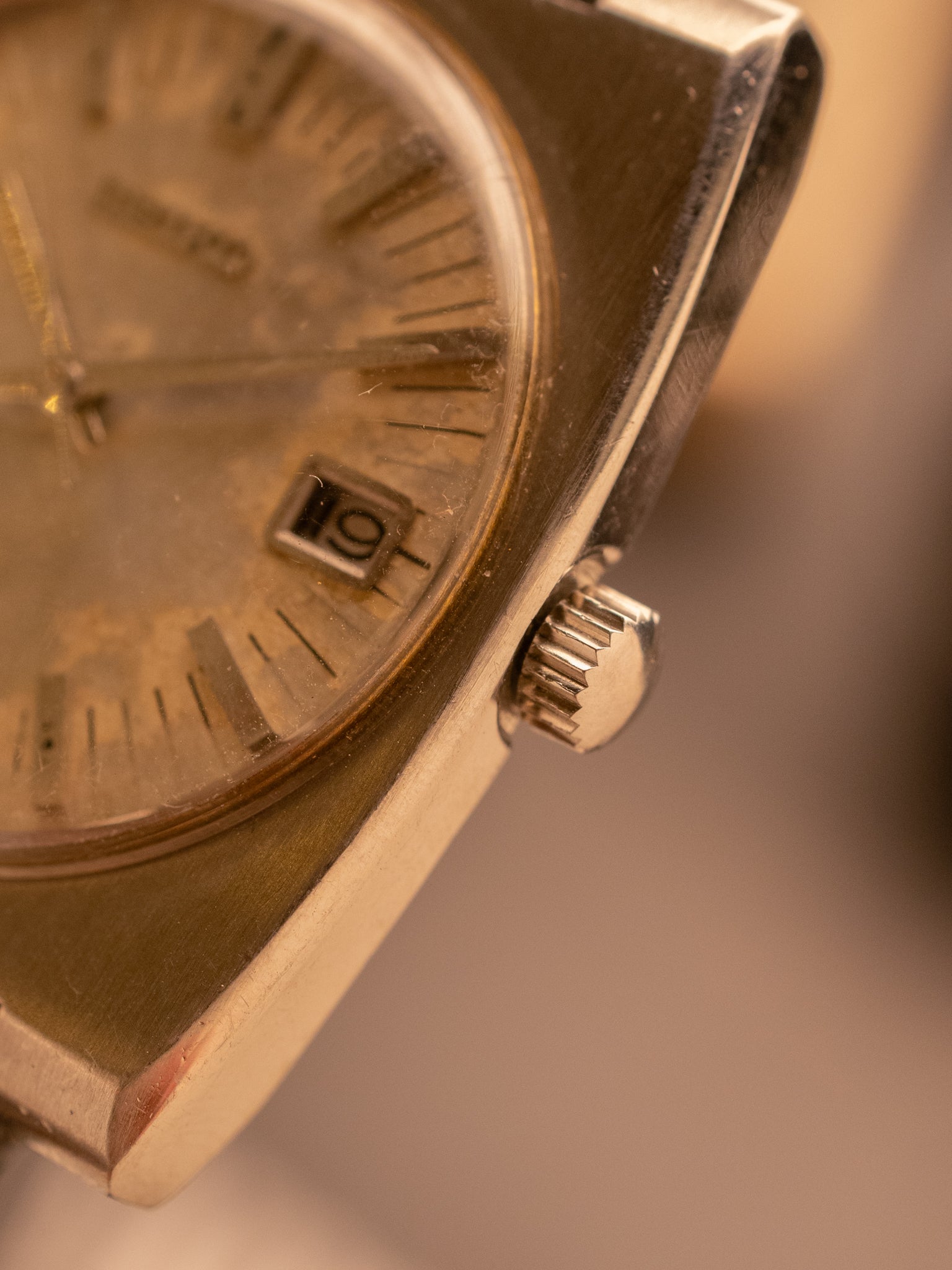 Seiko (Ref. 6602-8060) (38mm x 41mm; Manual)