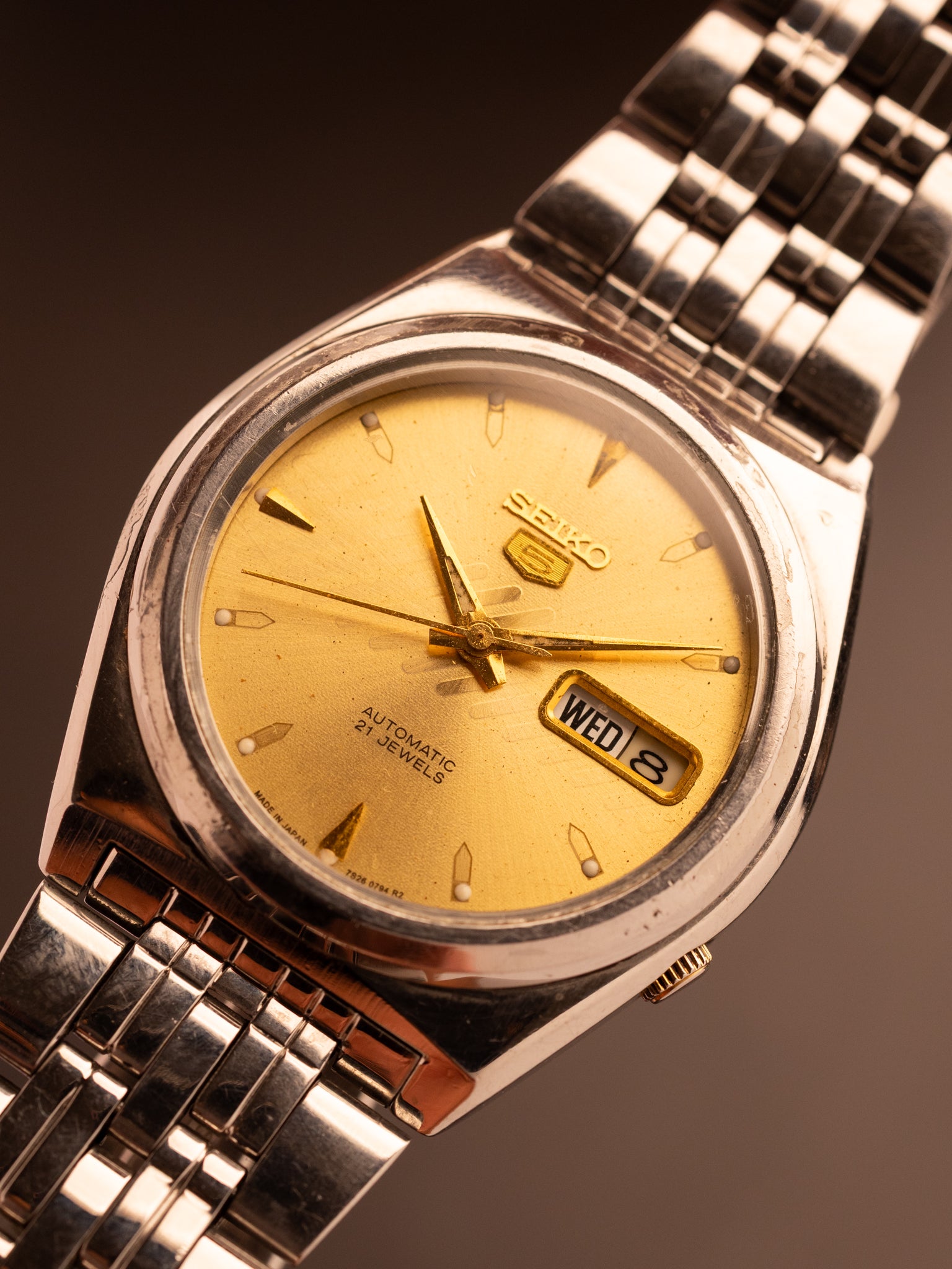 Seiko 5 460269 (Ref. 7009-876A F) (37mm; Automatic) – The Revolver