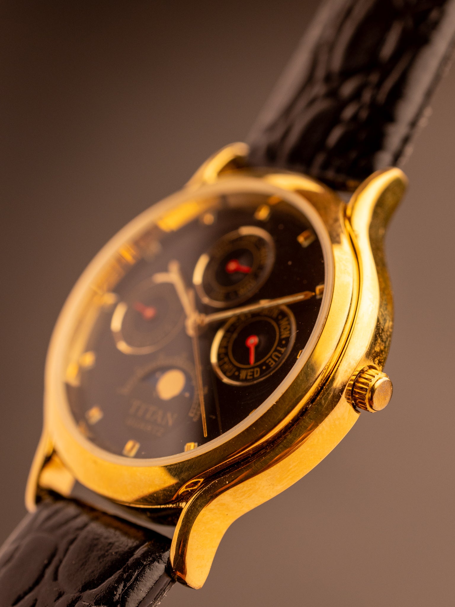 Titan Triple Calender Moonphase (Ref. 257YAA) (36mm; Quartz)