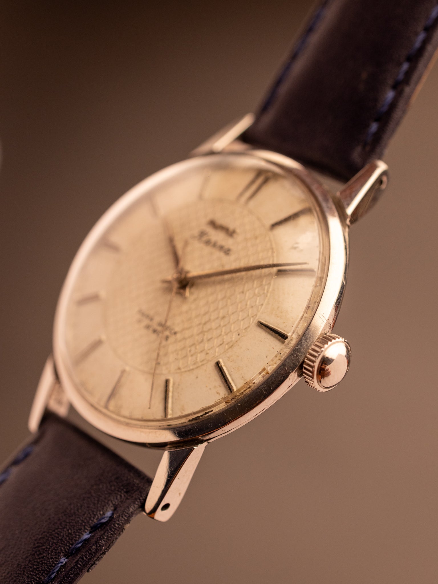 HMT Karna (Ref. 2092754) (35mm; Manual) (Very Rare; Textured Dial)