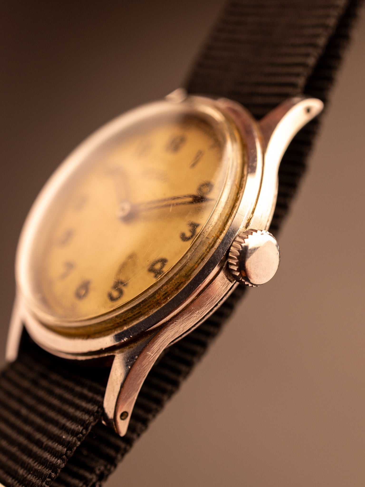 Fortis Military (Ref. 409) (32mm; Manual) (Very Rare)
