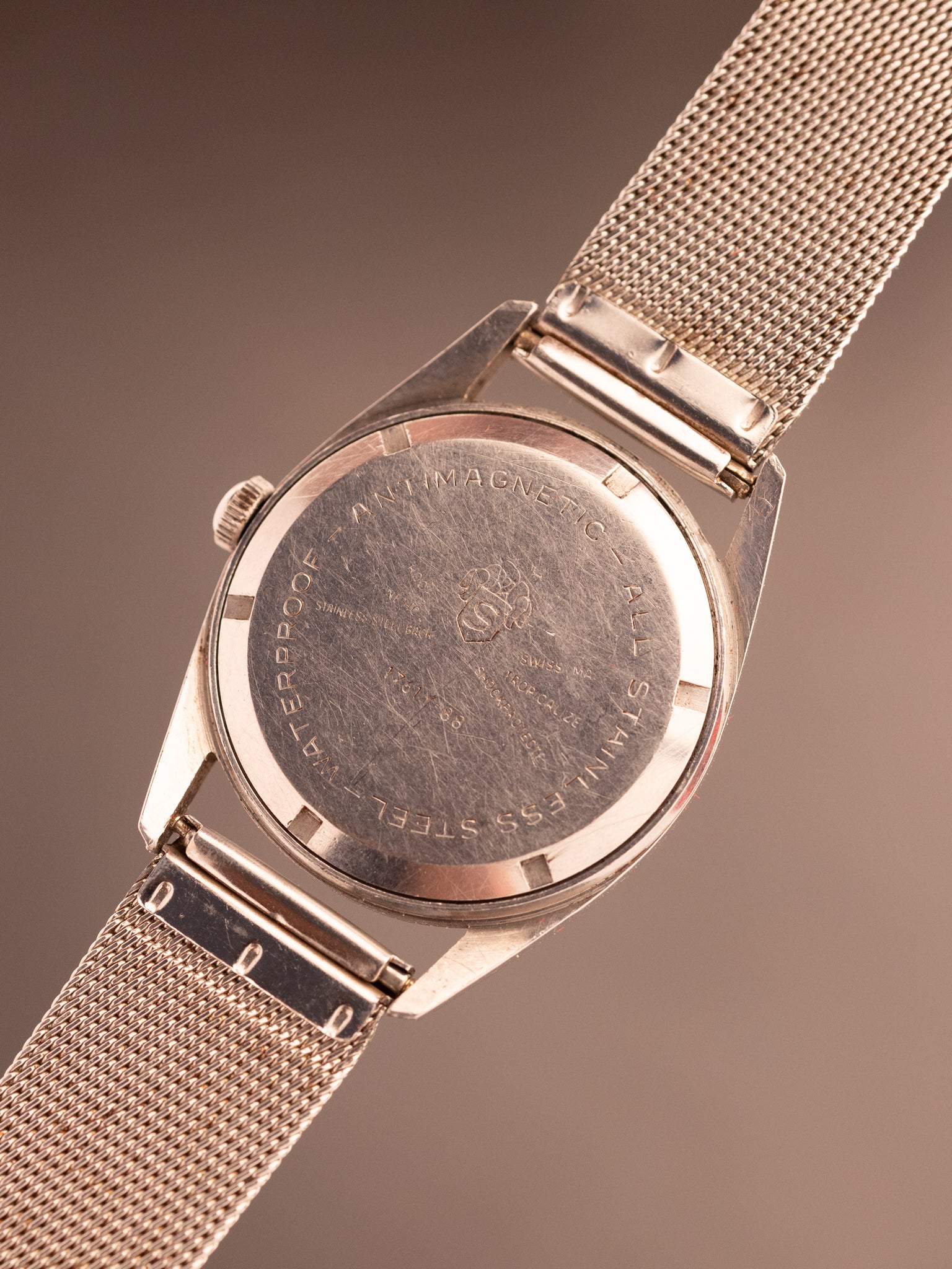Henri Sandoz & Fils 17 Jewels Mesh Bracelet (Ref. 1761Y-88) (33mm; Manual)