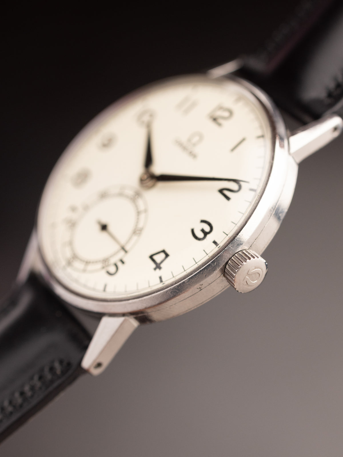 Omega Teddington Redstar (Ref. Unknown) (35mm; Automatic)