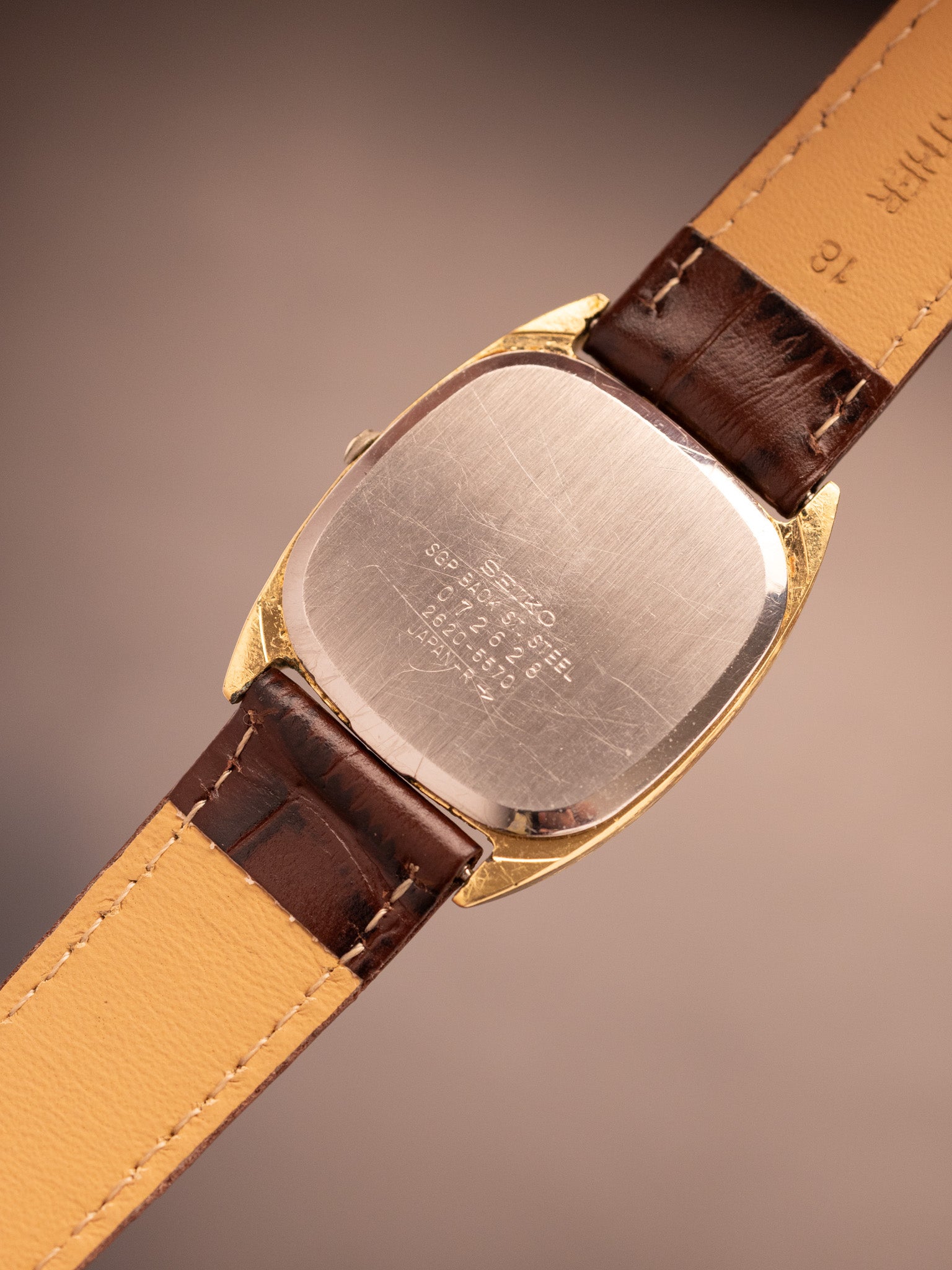 Seiko JDM Gold Super 072628 (Ref. 2620-5570) (30mm; Quartz) (Rare)