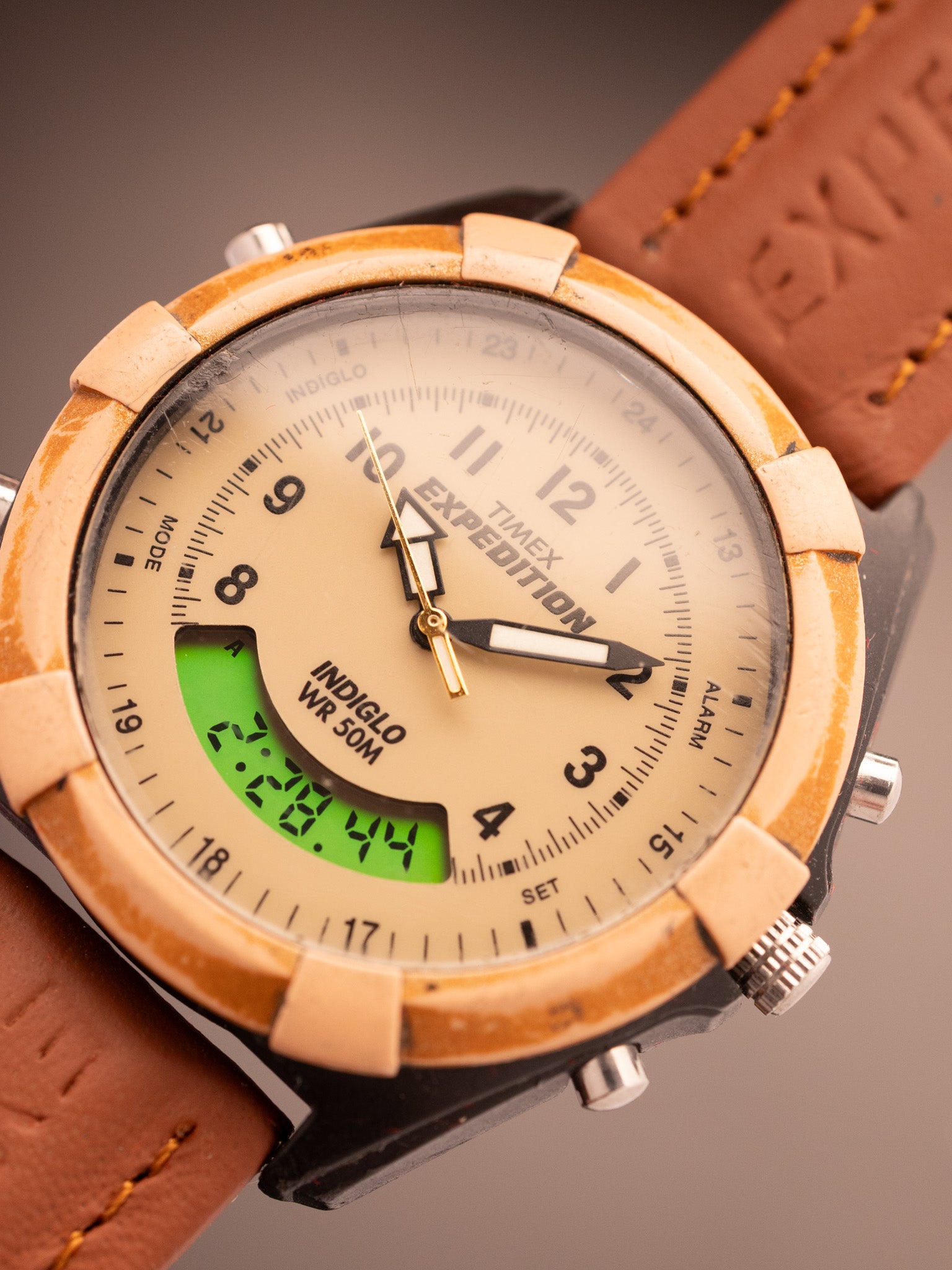 Timex Expedition Indiglo WR 50 M (Ref. CR 2016) (39mm; Quartz)