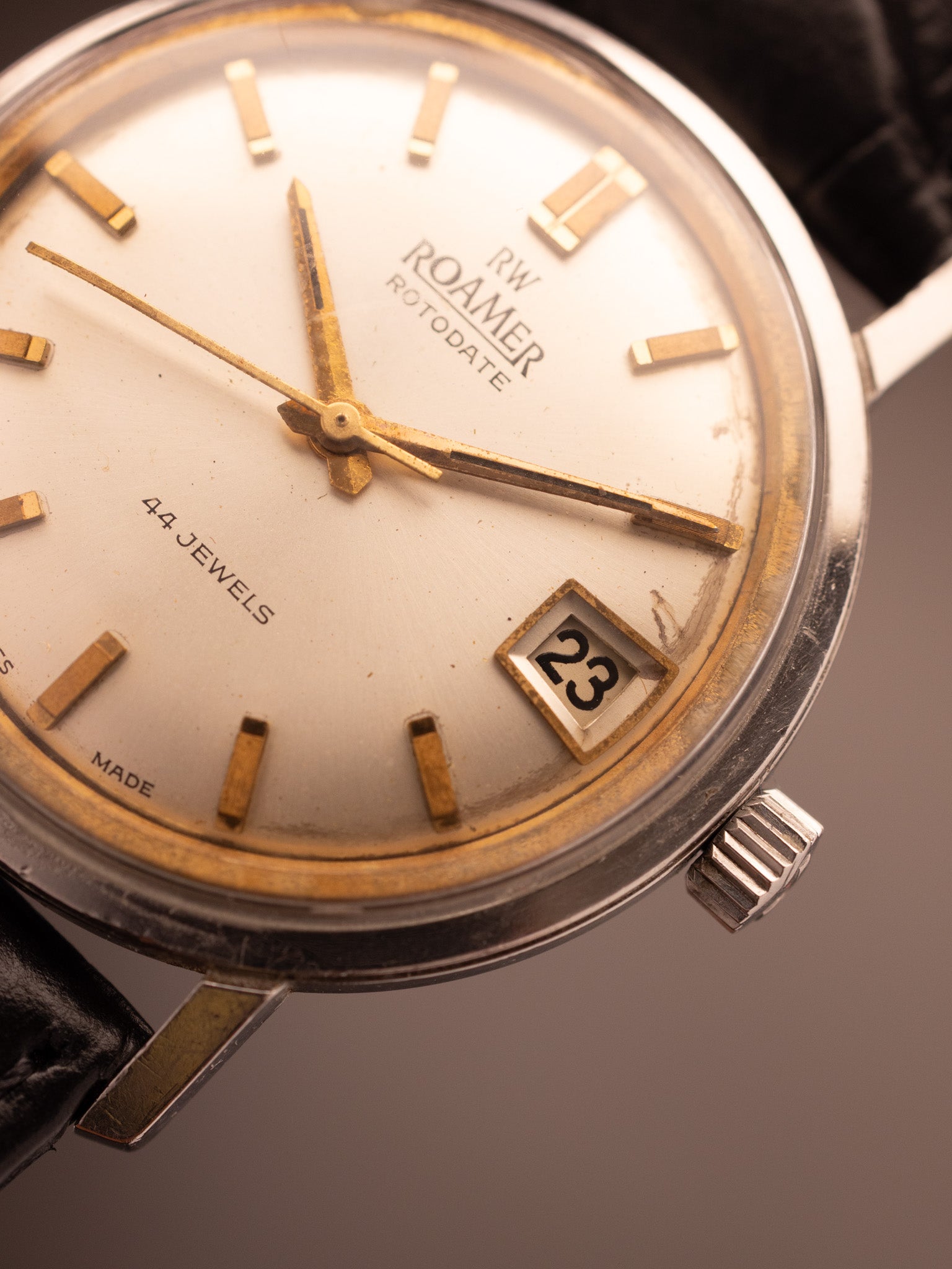 Roamer Brevette Rotodate 44 Jewels (Ref. 305467 305778) (35mm; Automatic) (Rare)
