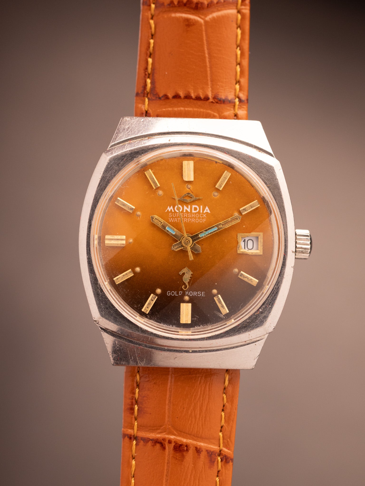 Mondia Golden Horse Super Mint (Ref. 237101) (35mm; Manual)