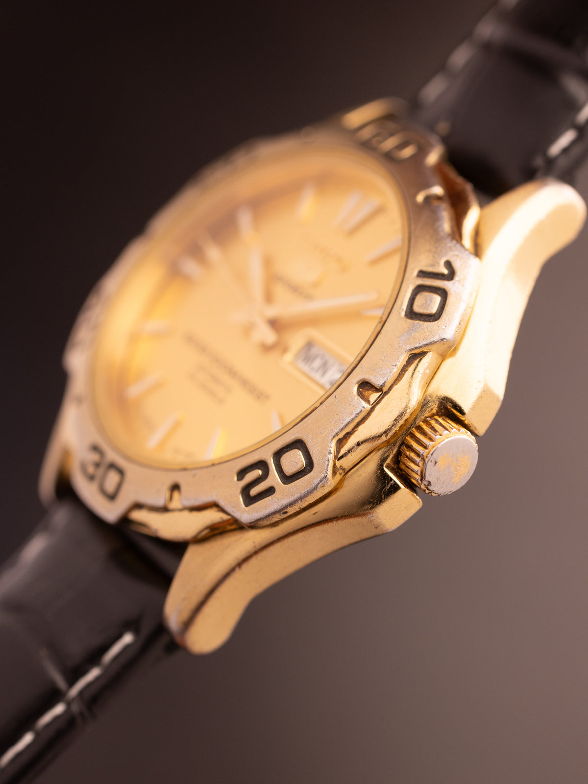 Seiko 5 Sports Gold 100M Resist 961768 (Ref. 7S26-3160 A4) (40mm; Automatic)