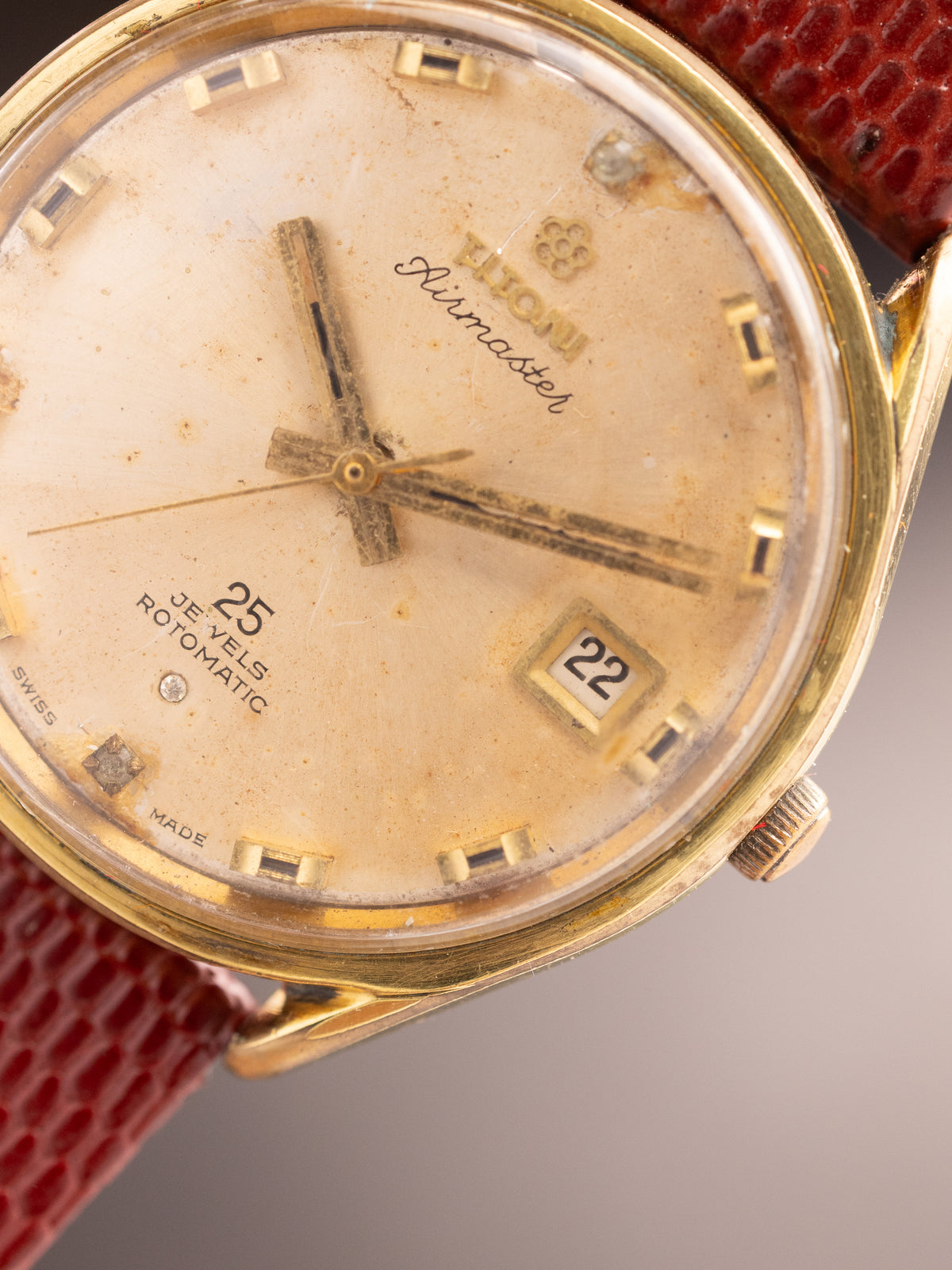 Titoni Airmaster Gold 25 Jewels Rotomatic Super (Ref. 807-355) (35mm; Automatic) Rare