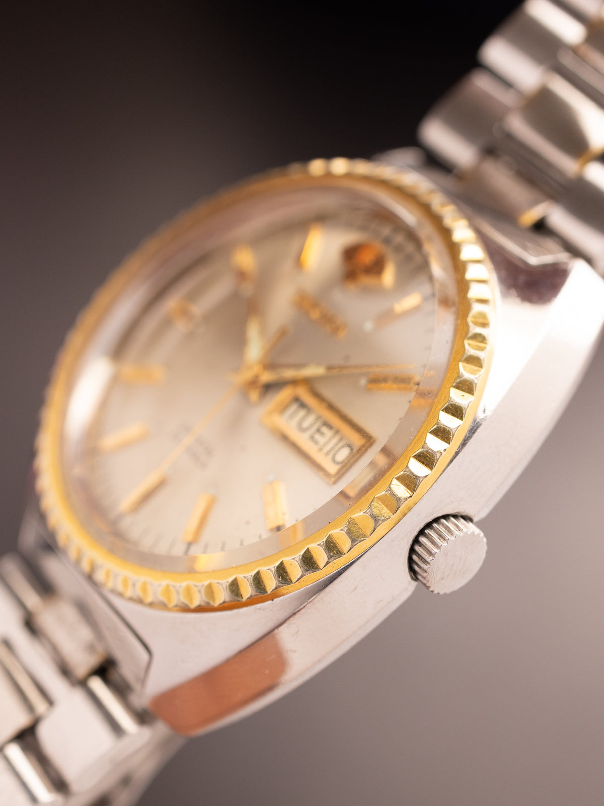Sakura Crystal 21 Jewels (Ref. C-0032) (38mm; Automatic) (Rare)