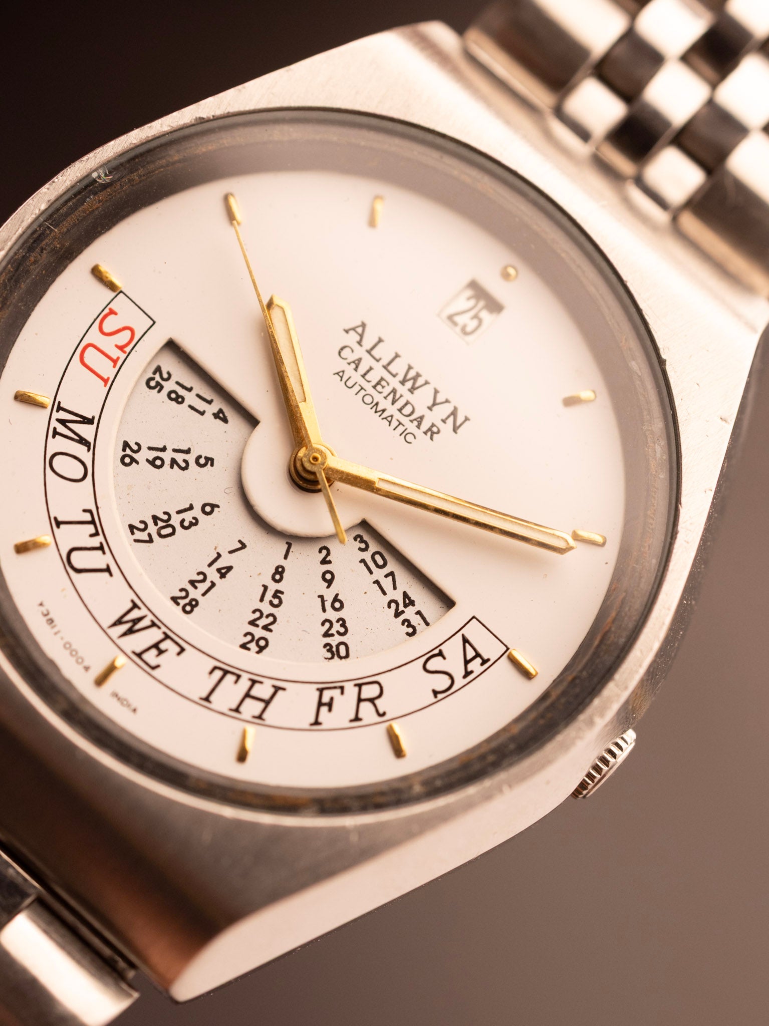 Allwyn Calender NOS (Ref. M153-8000) (35mm; Automatic)
