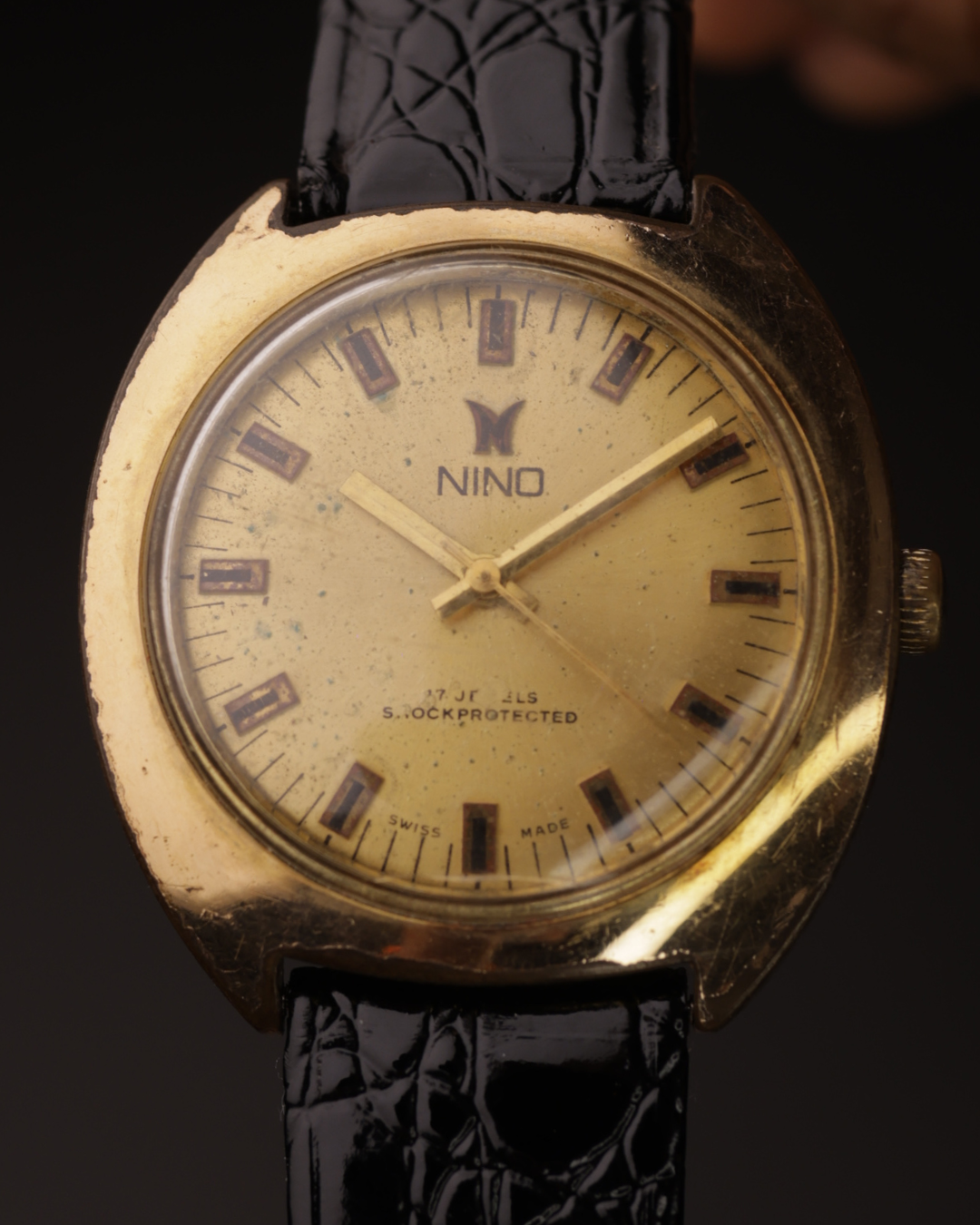 Nino Shockprotected Vintage Watch | 17 Jewels | Swiss Made | Gold-Tone Case | 1970s