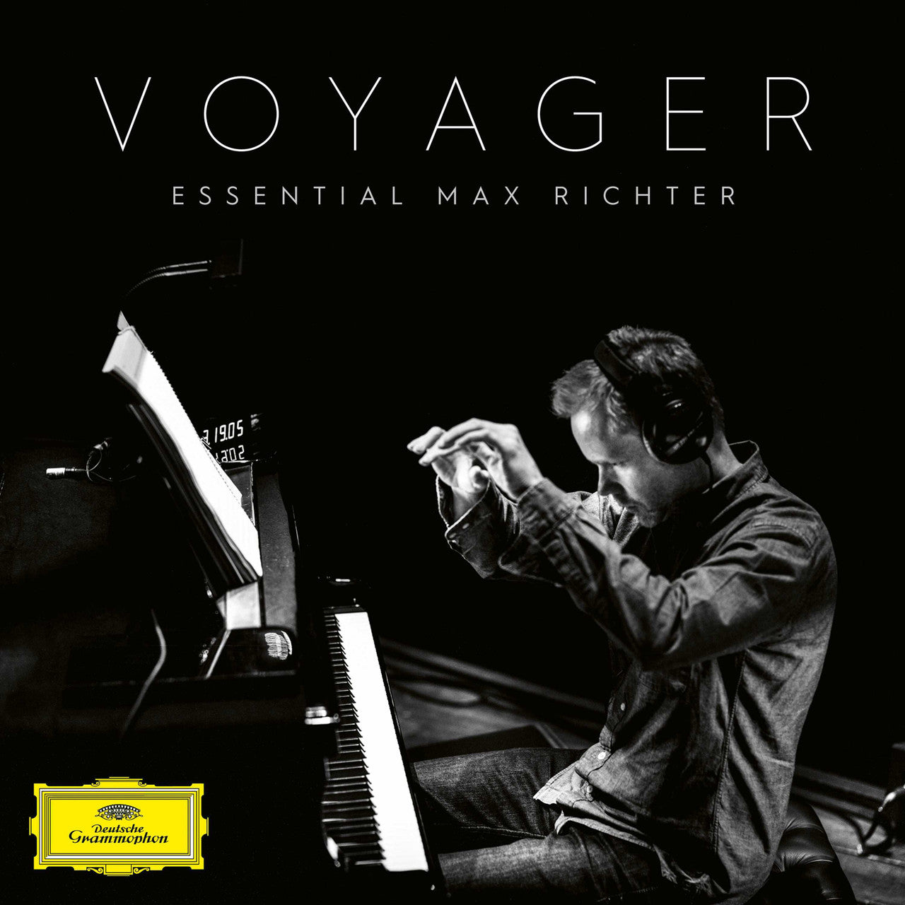 Max Richter – Voyager (Essential Max Richter) (Deutsche Gramophone) (Arrives in 30 Days)