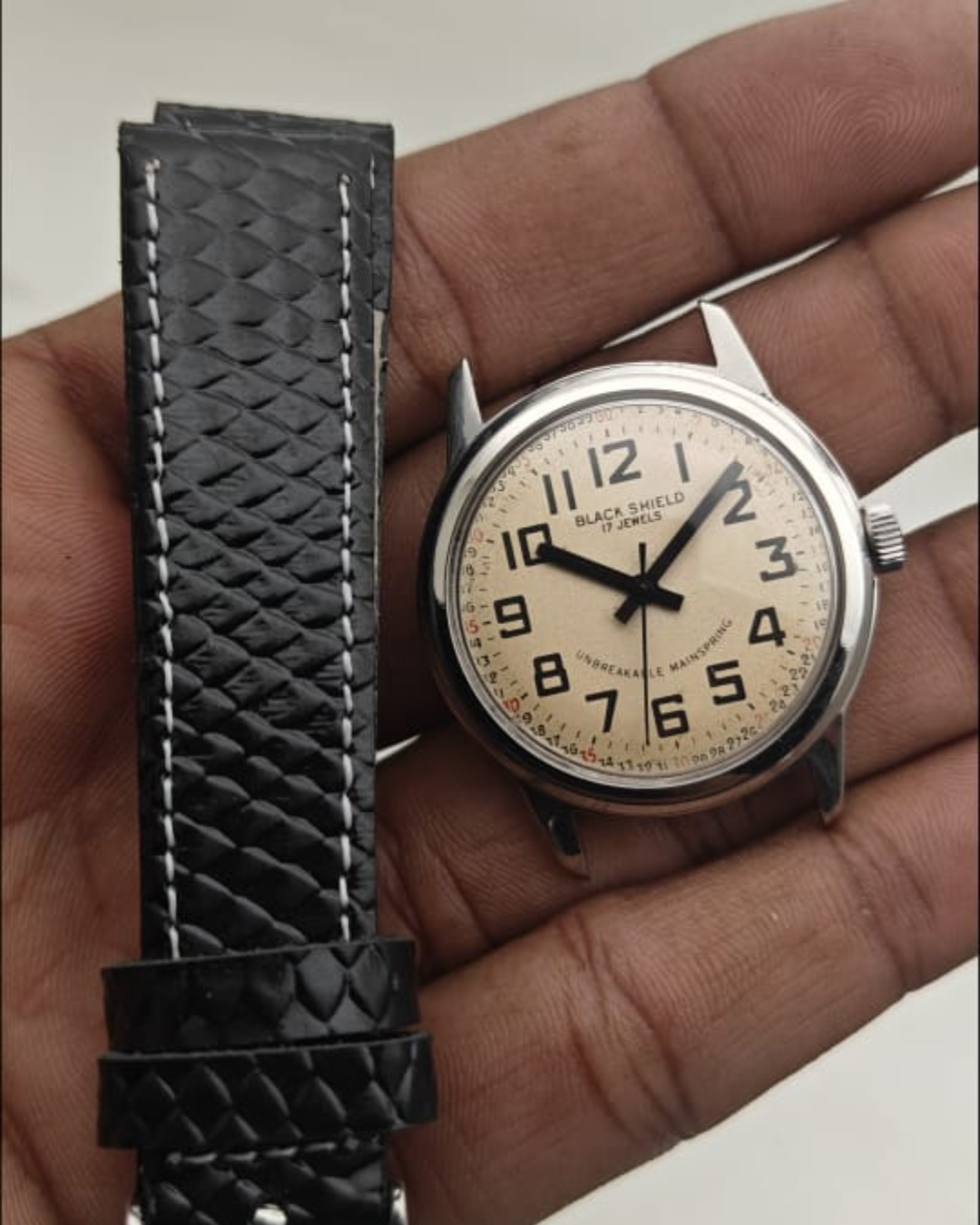 Black Shield Vintage Watch (Automatic)