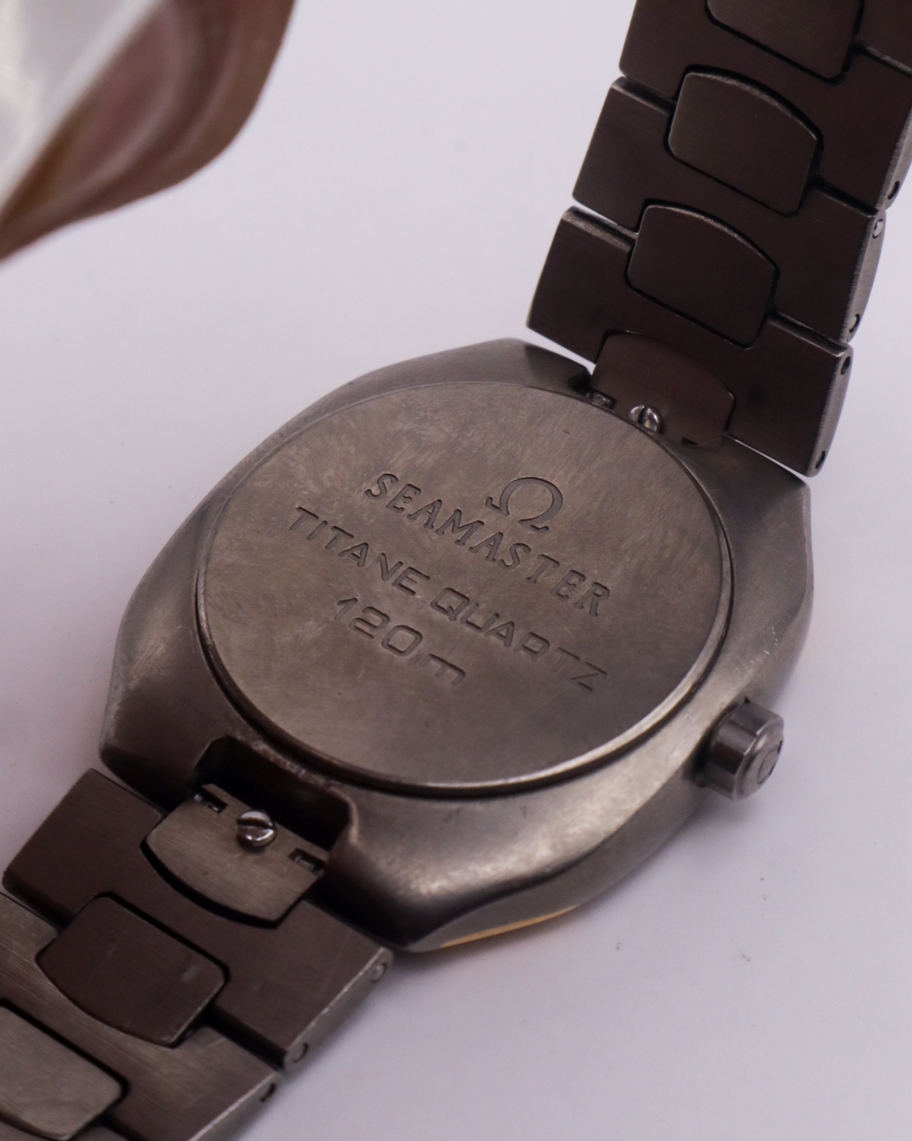 Omega Seamaster Titane