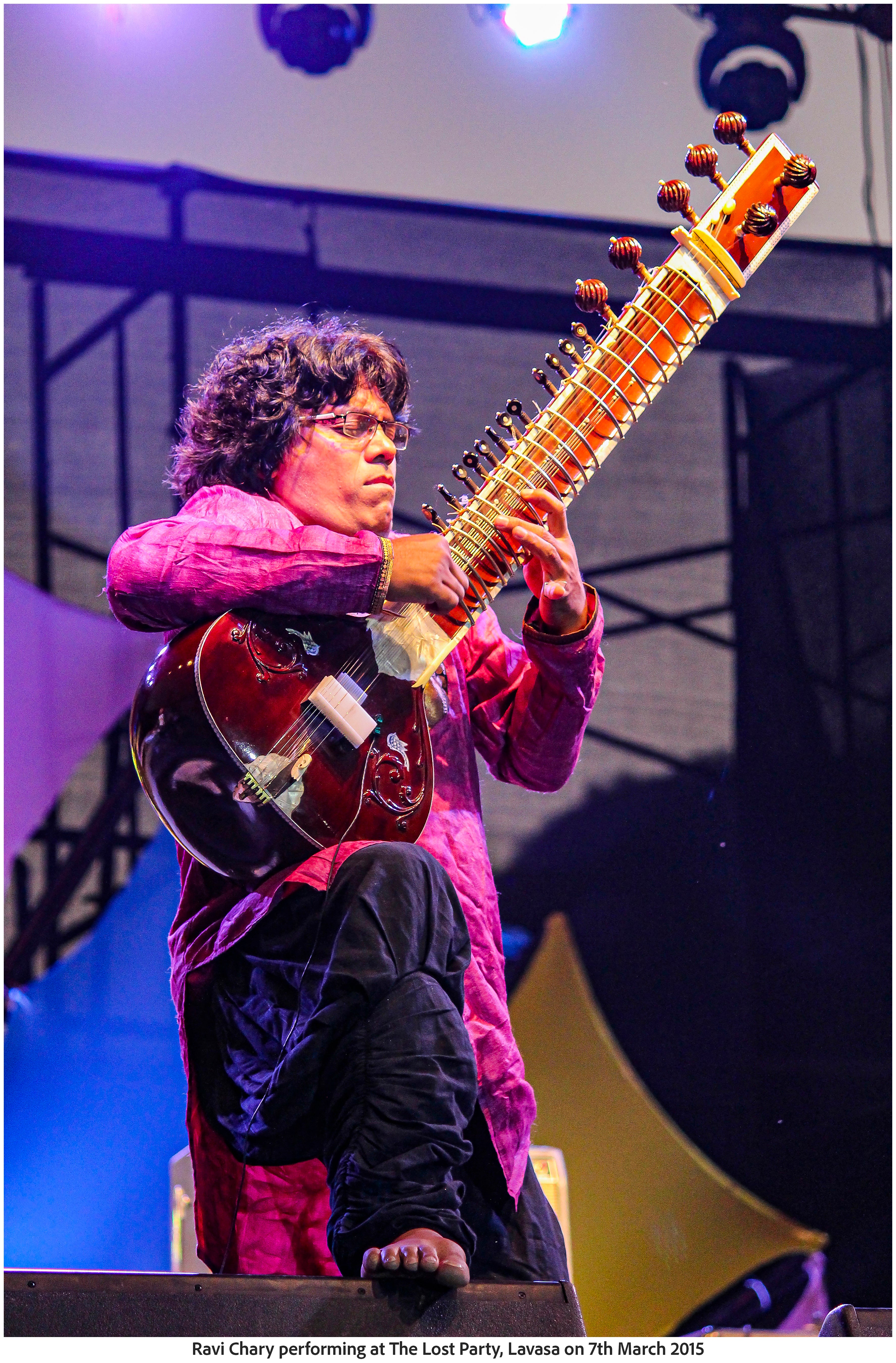 Ravi Chary performing at The Lost Party, Lavasa on 7th March 2015 (Photo Frame)