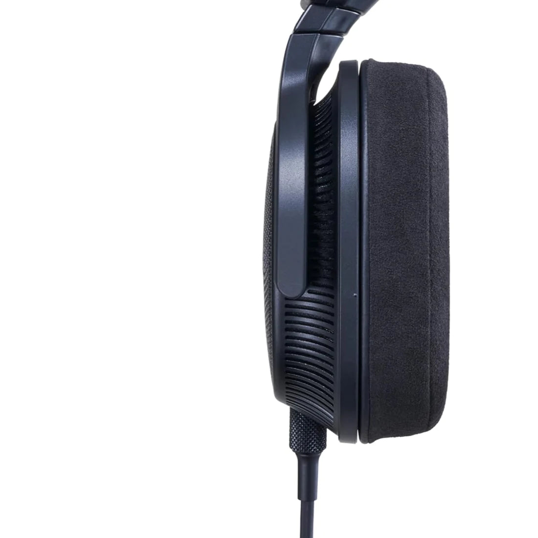 Sony MDR-MV1 | The Revolver Club