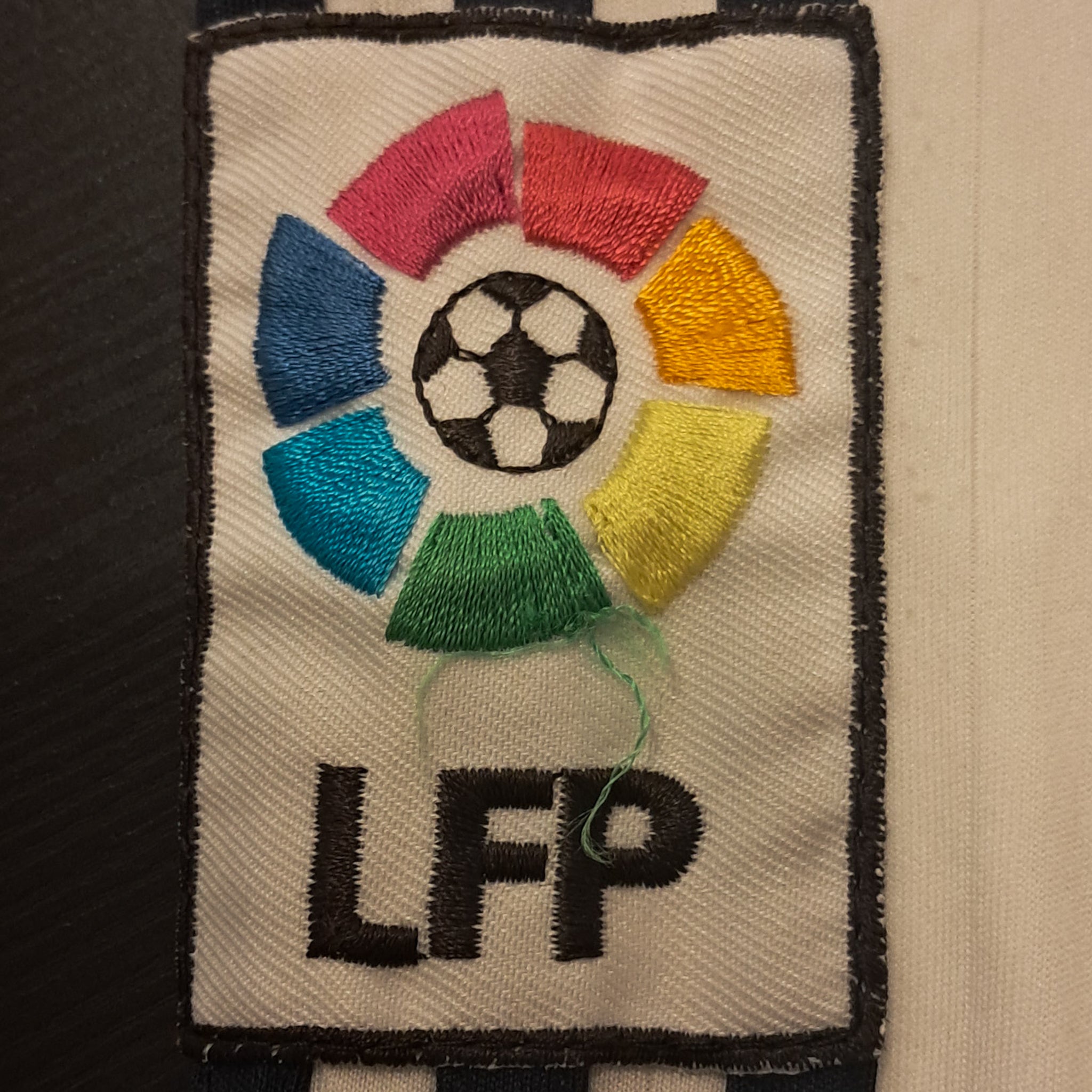 2006-07 Real Madrid Home Jersey - XL