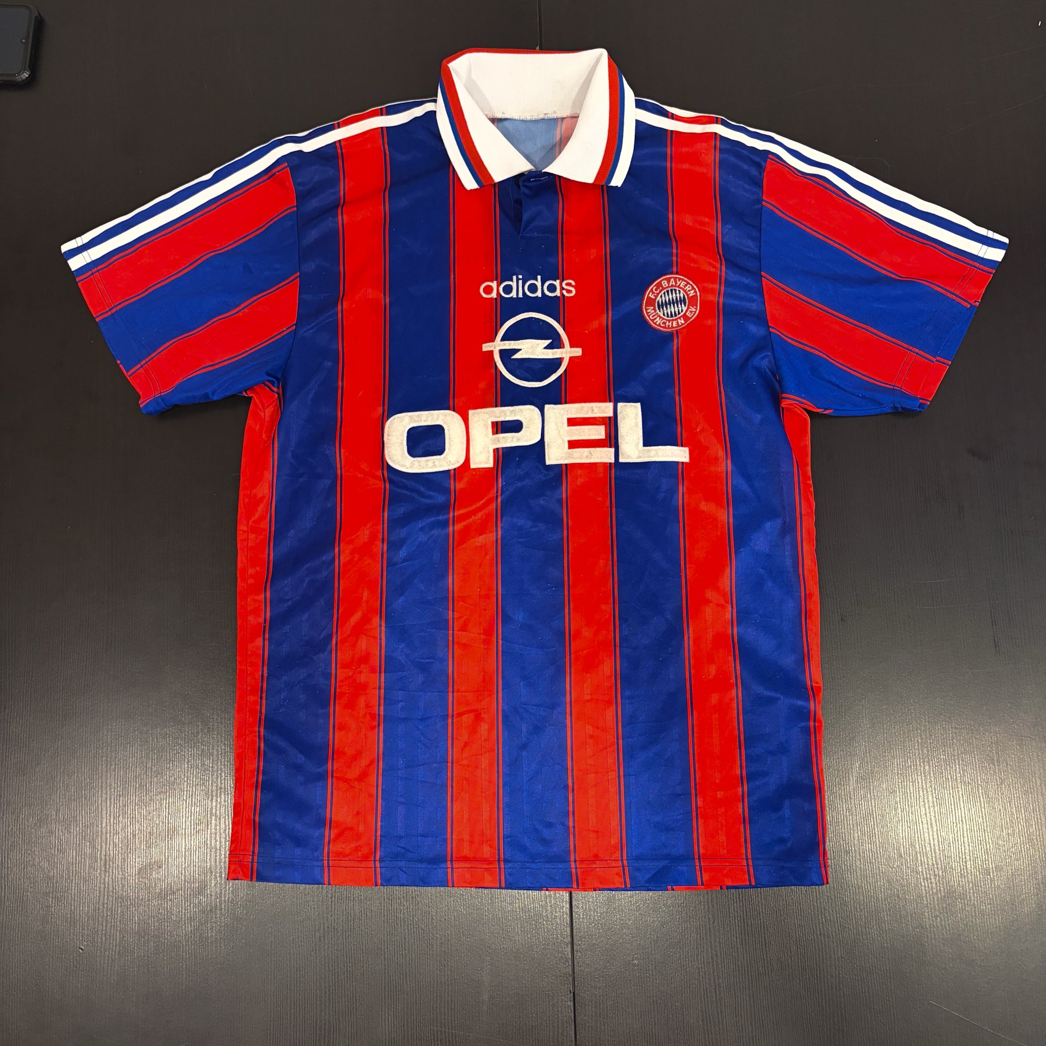 1995-96 Bayern Munich Home Jersey - L