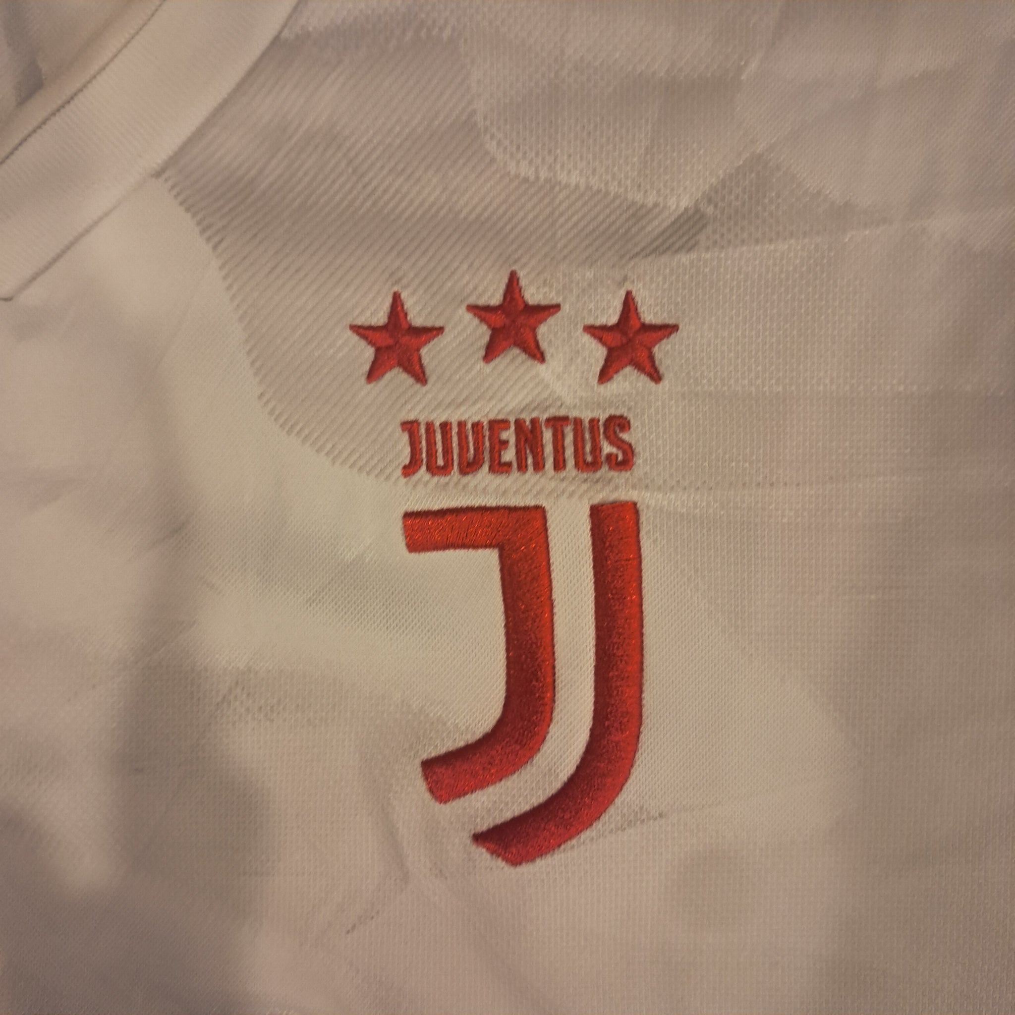 2019-20 Juventus De Ligt Away Jersey - XL
