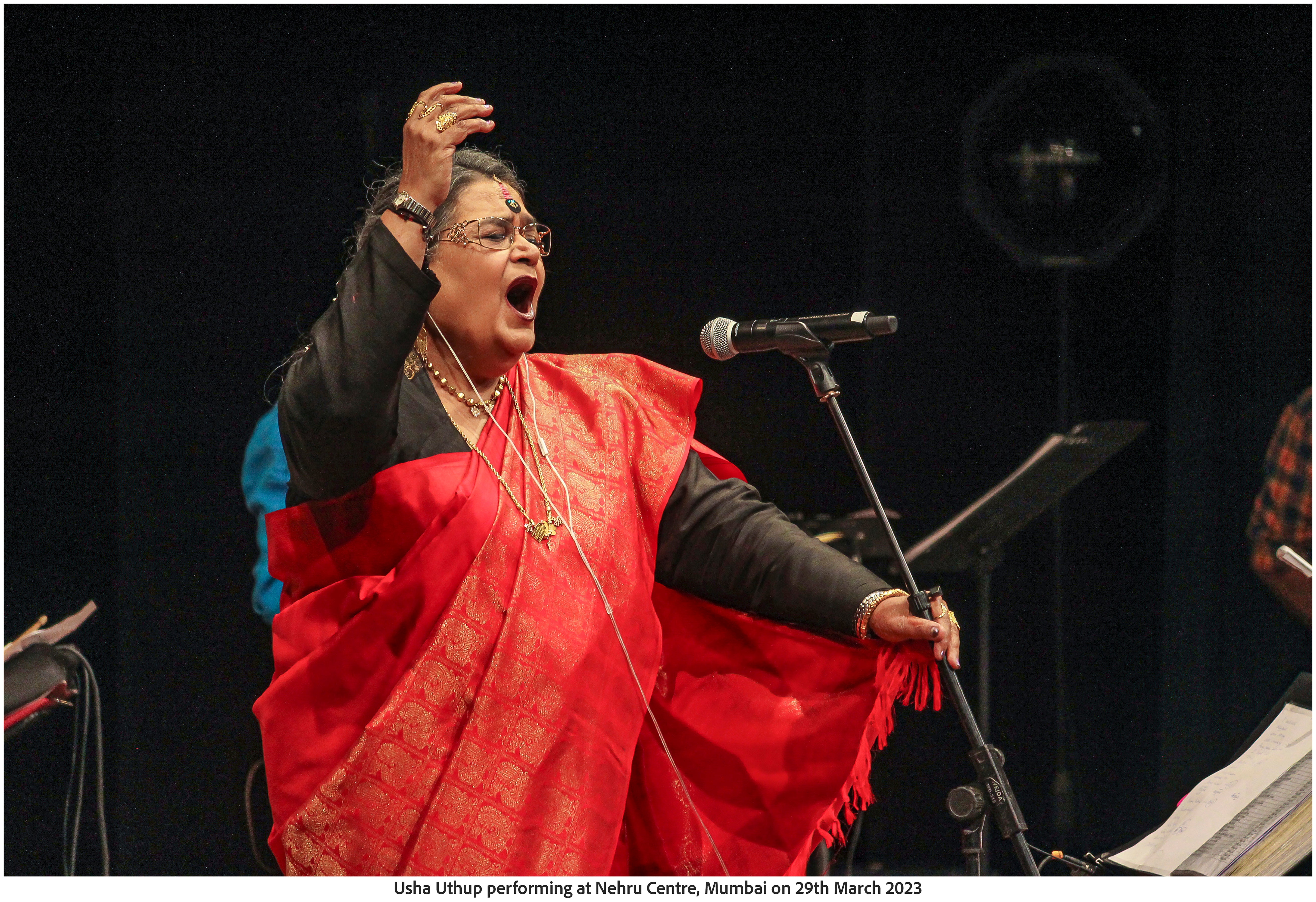 Usha Uthup performing at Nehru Centre, Mumbai on 29th March 2023 (Photo Frame)