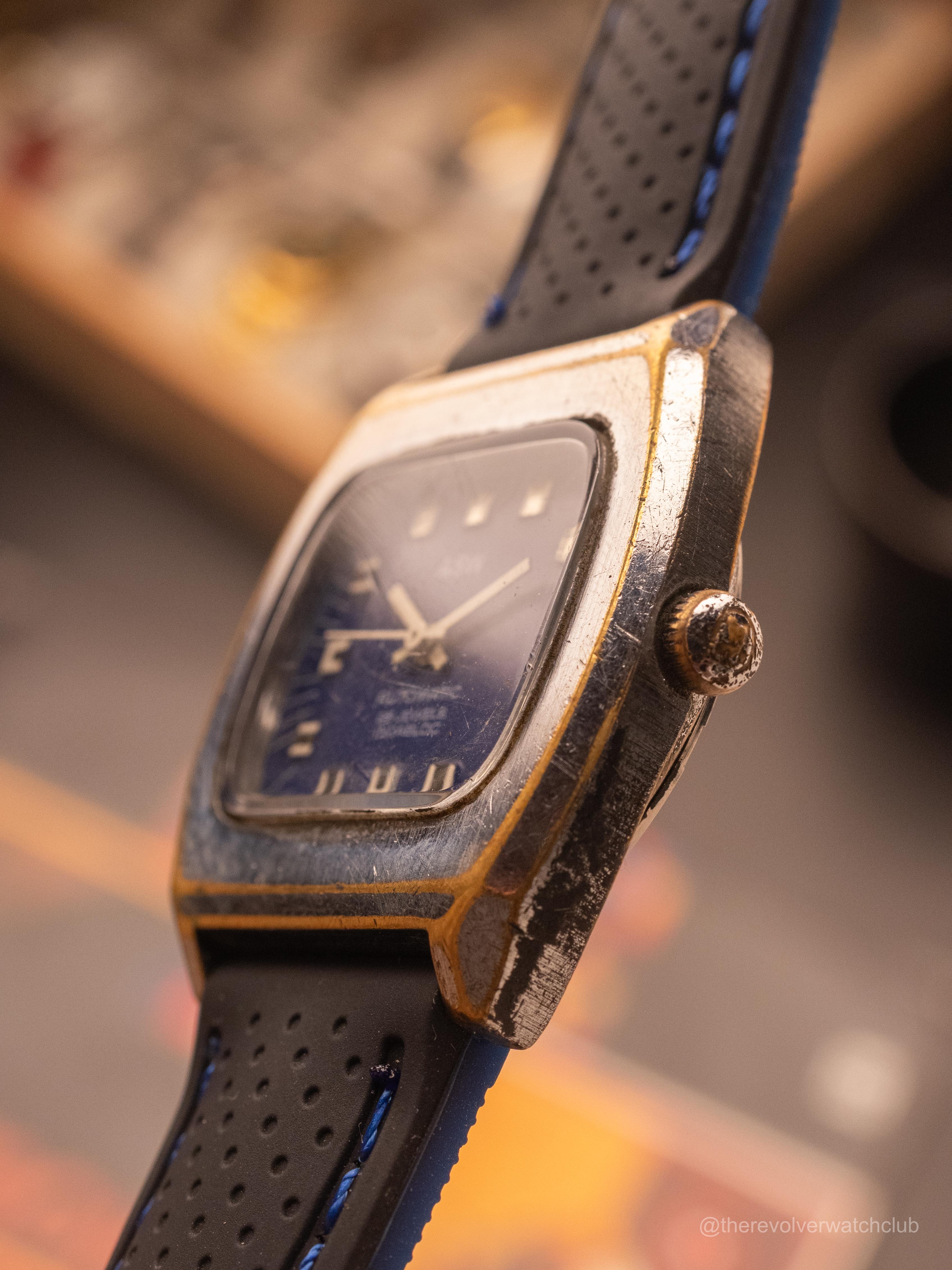 ASW Incabloc (Ref. Unknown) (34mm x 38mm; Automatic) — image 4