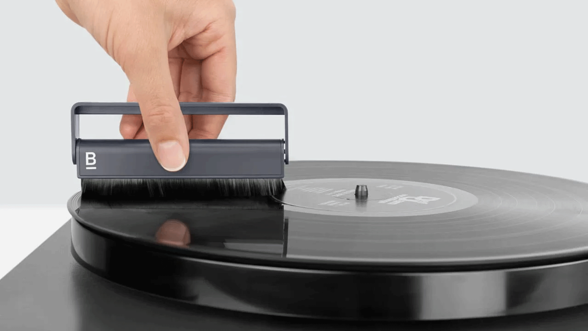 buy-vinyl-record-accessories-in-india-record-brush-cleaning-solutions-and-more