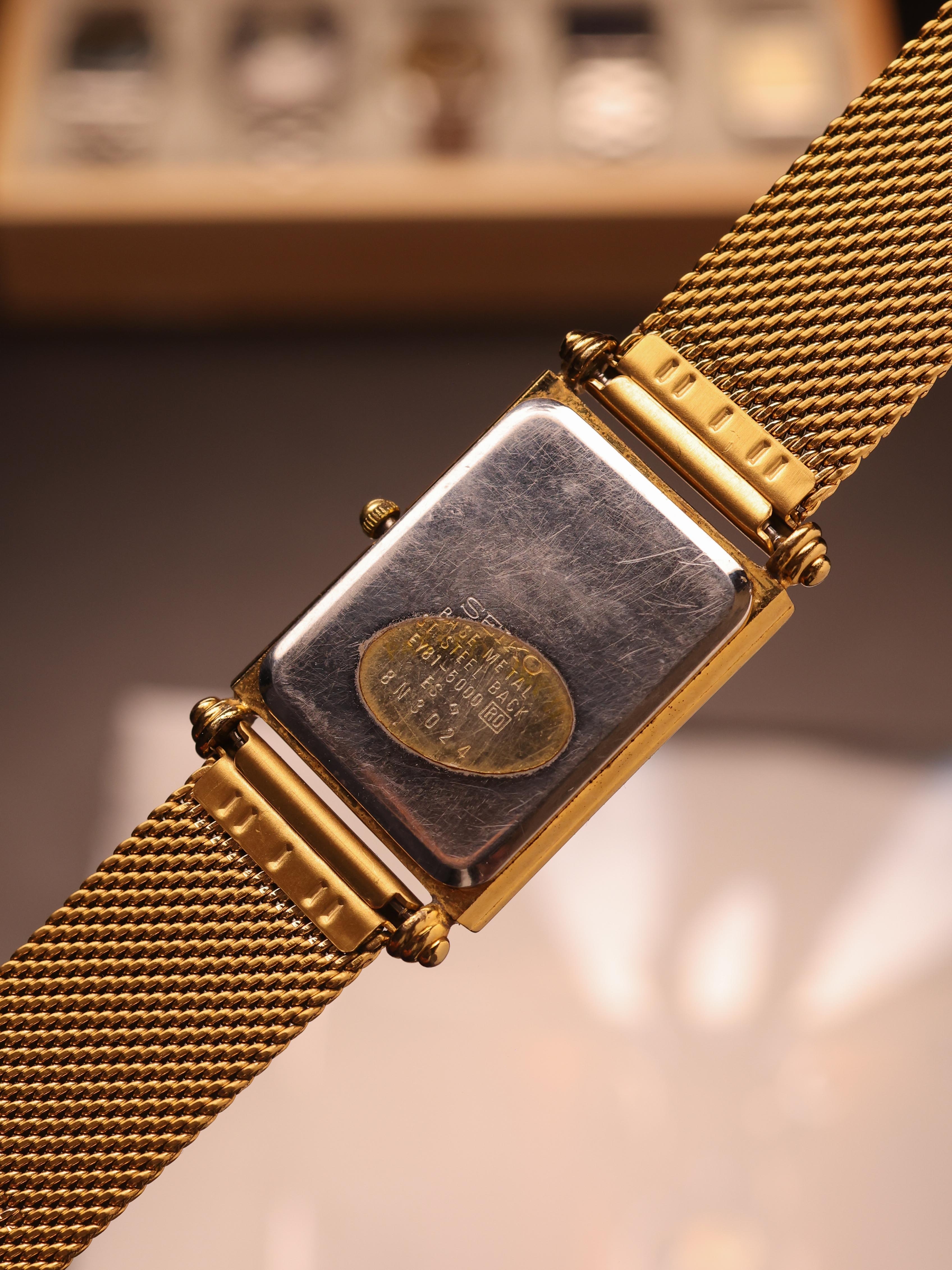 Seiko Tank (Ref. EY81 5000) (25mm x 31mm; Quartz)