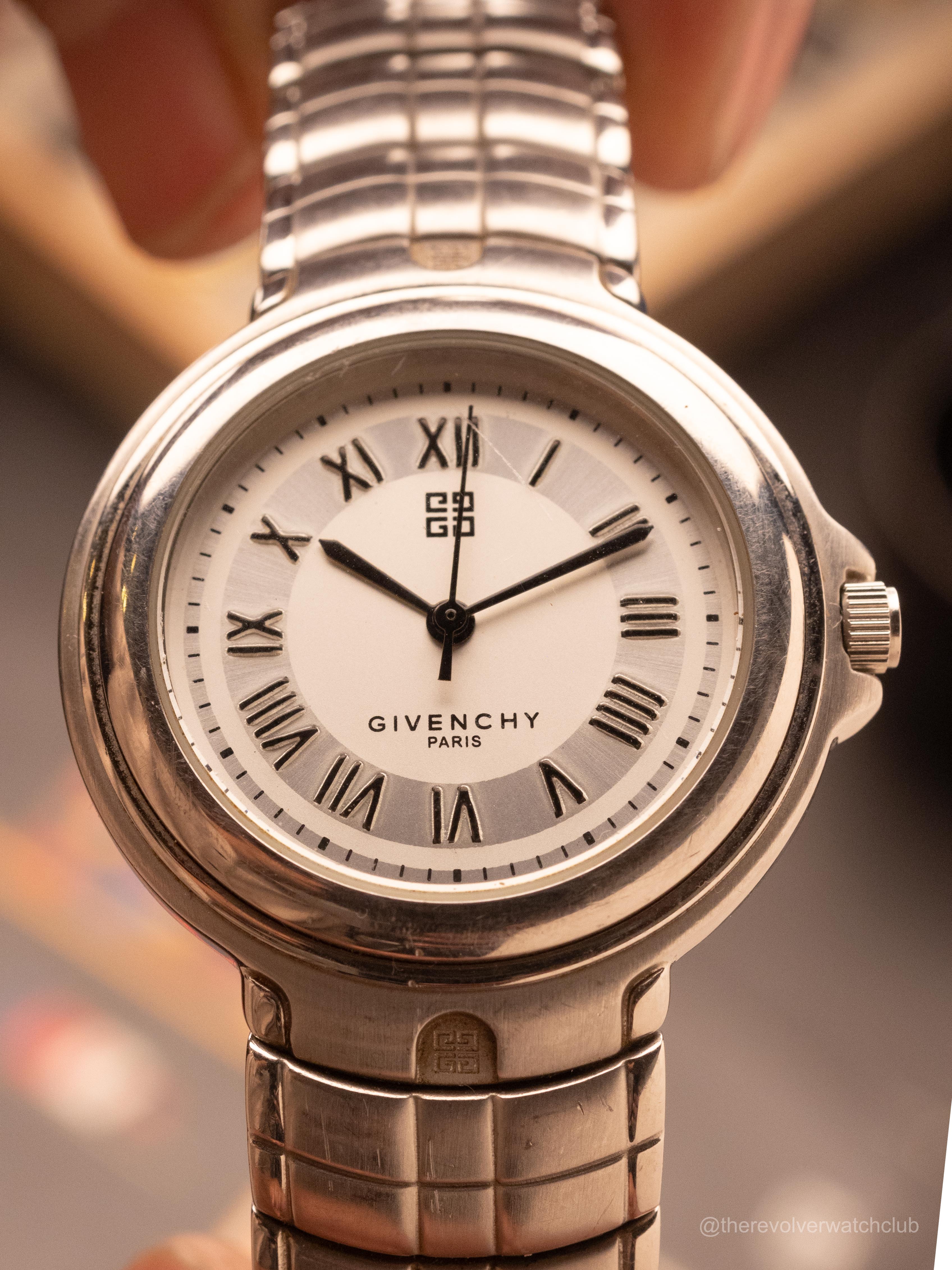 Givenchy Pagode (Ref. PA 300072) (37mm; Quartz) — image 3