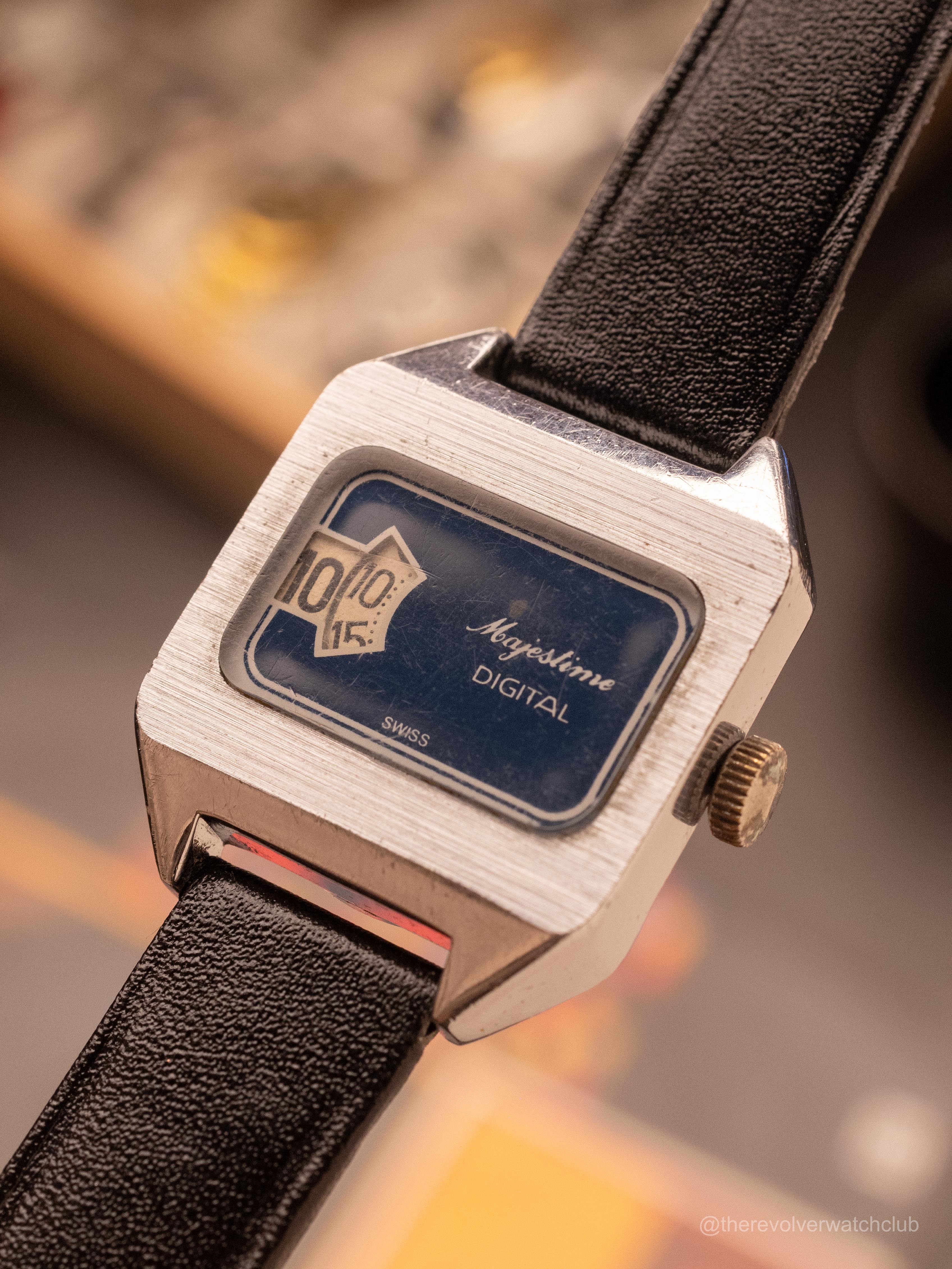 Majestine Jump Hour (Ref. Unknown) (25mm x 29mm; Manual) — image 1