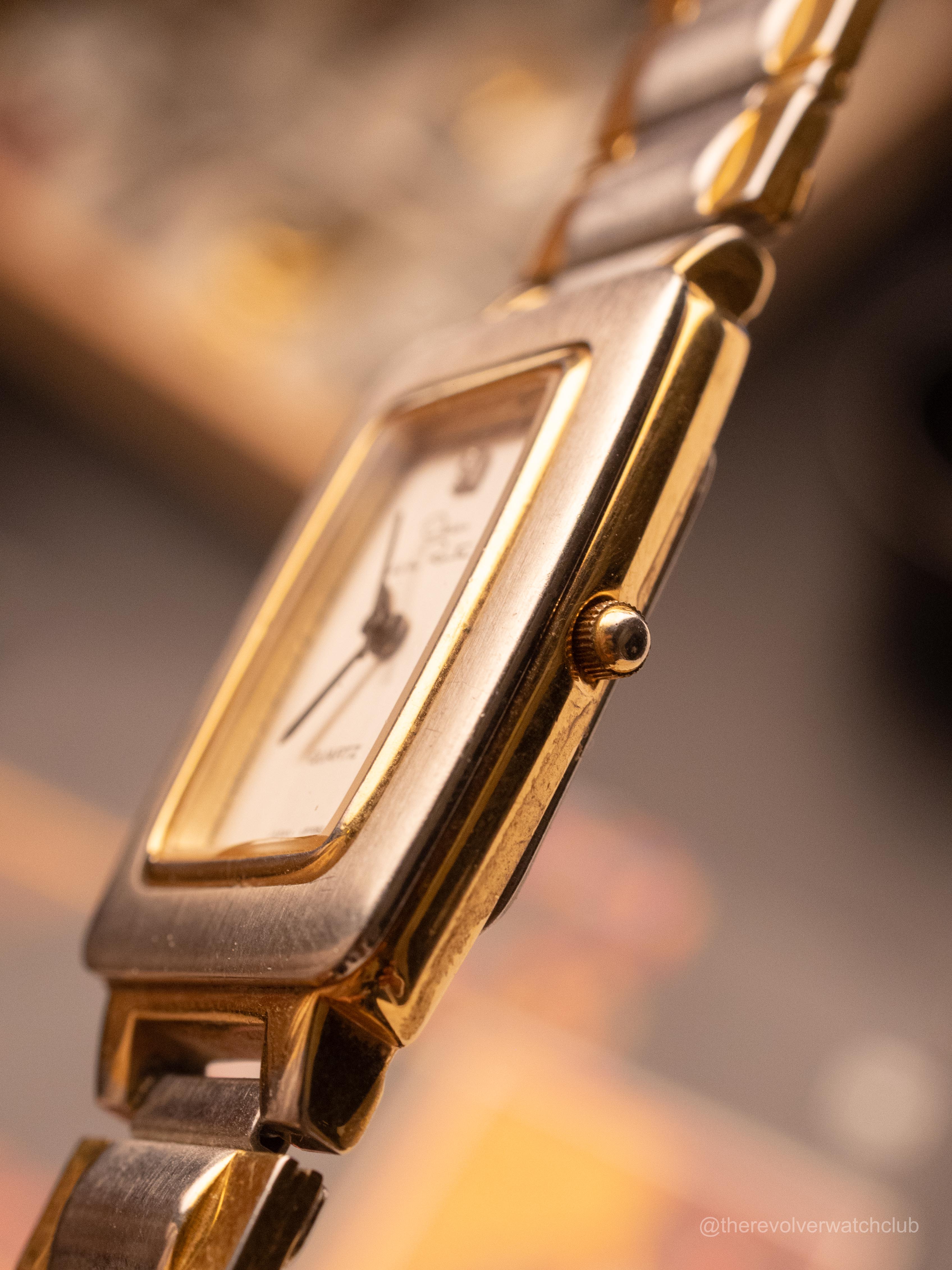 Oscar de la Rente — Rare (Ref. 300-2035) (25mm x 32mm; Quartz) — image 4