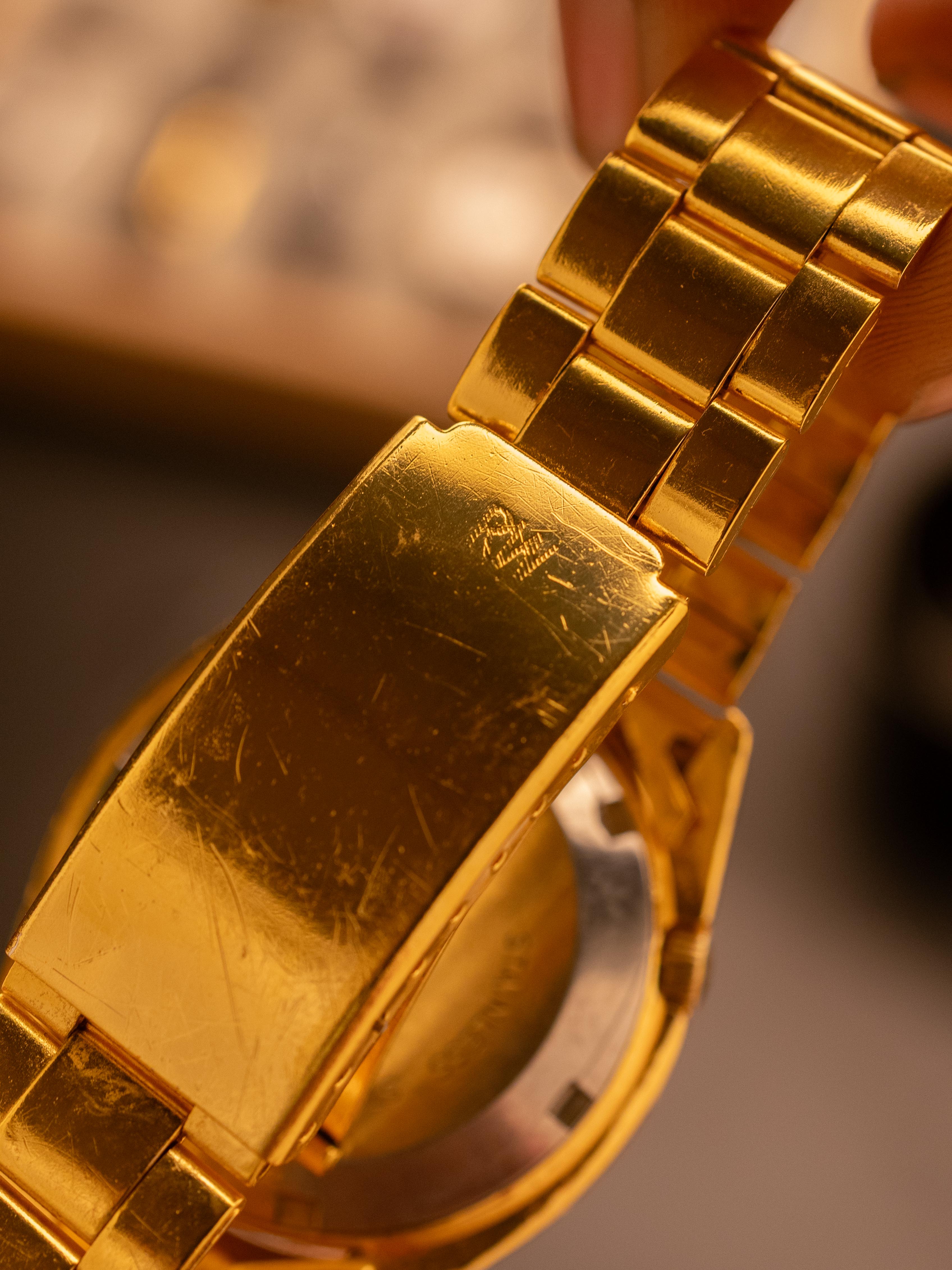Roamer Gold (Ref. 689 1987 24) (37mm; Automatic)
