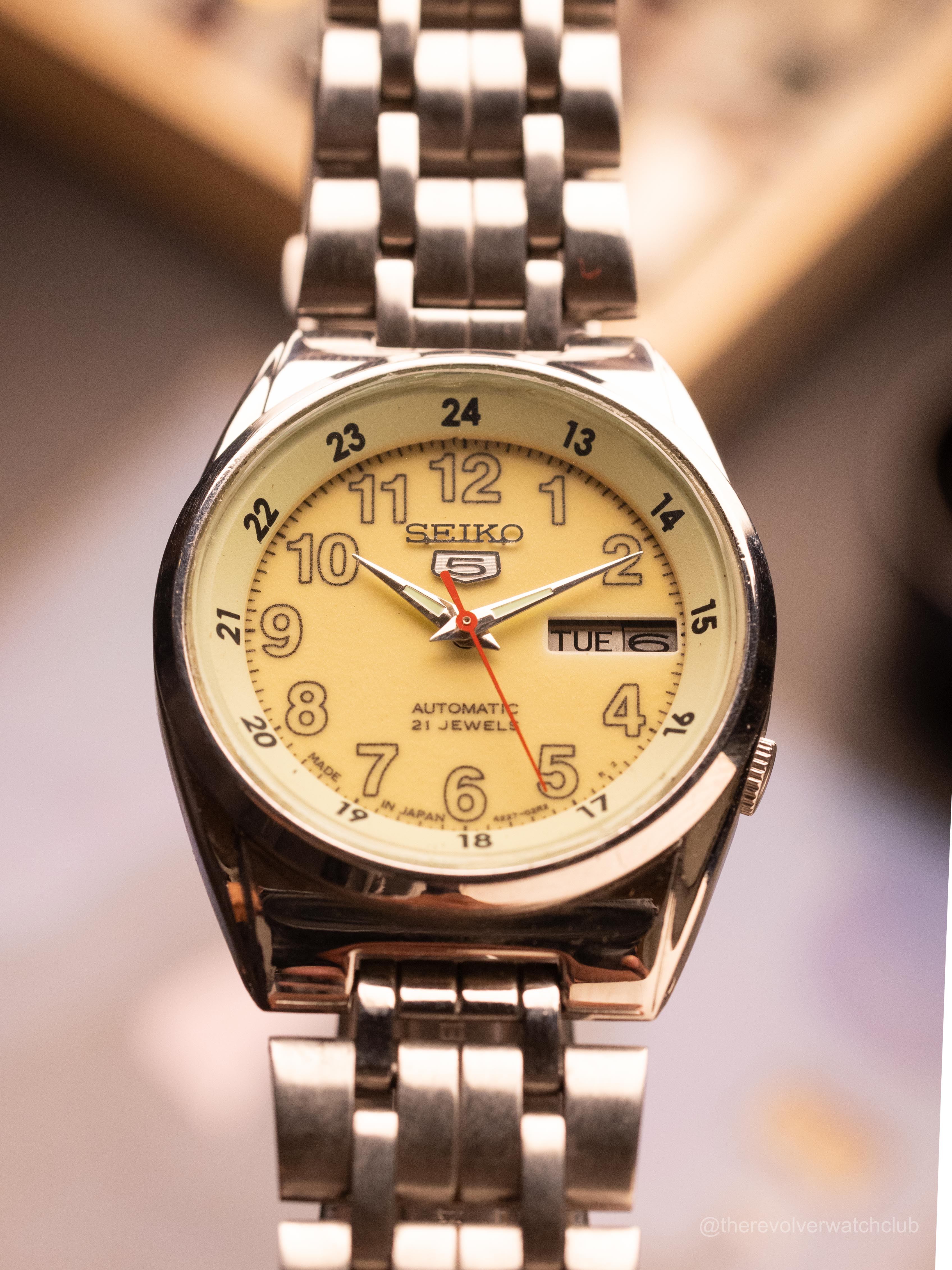 Seiko 5 (Ref. 4227 00N0) (31mm; Automatic) — image 1