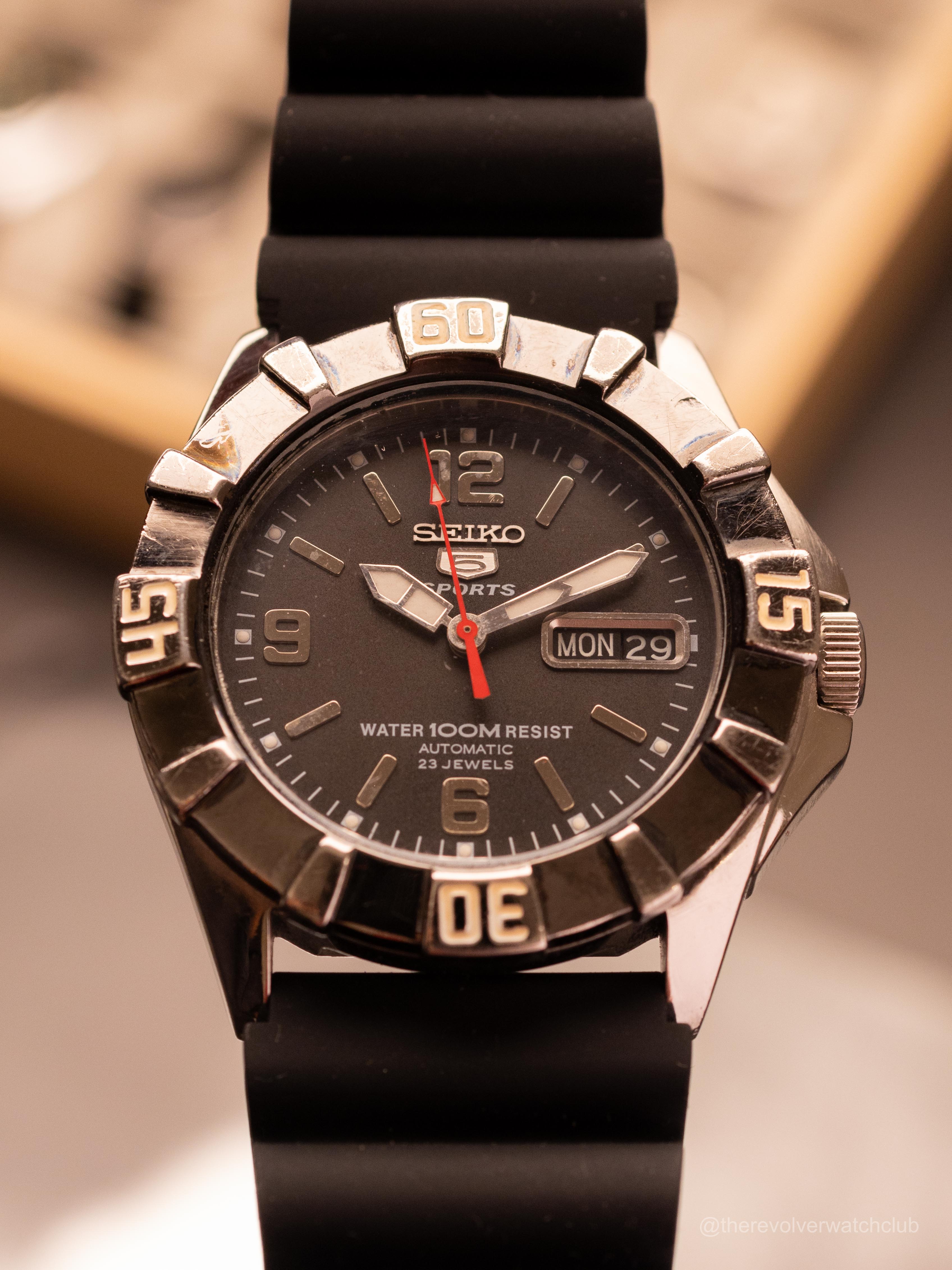 Seiko 5 Sports (Ref. 7S36-O3F0) (42mm; Automatic) — image 1