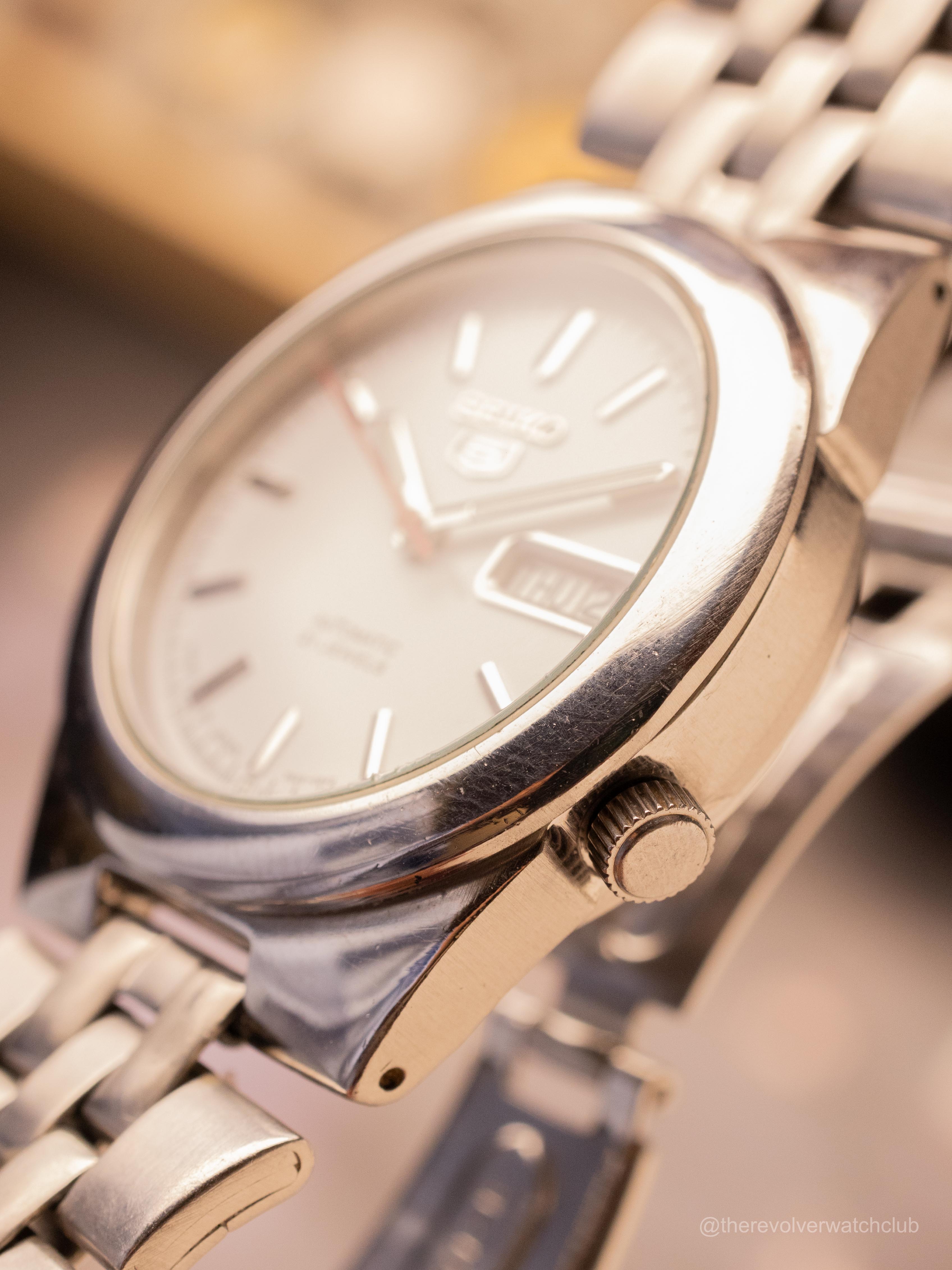 Seiko 5 Stock Bracelet (Ref. 7526-02V0) (36mm; Automatic) — image 4