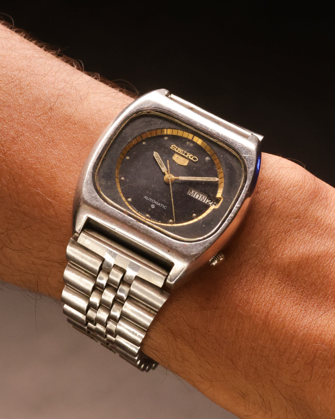Seiko 5 “TV Dial”
