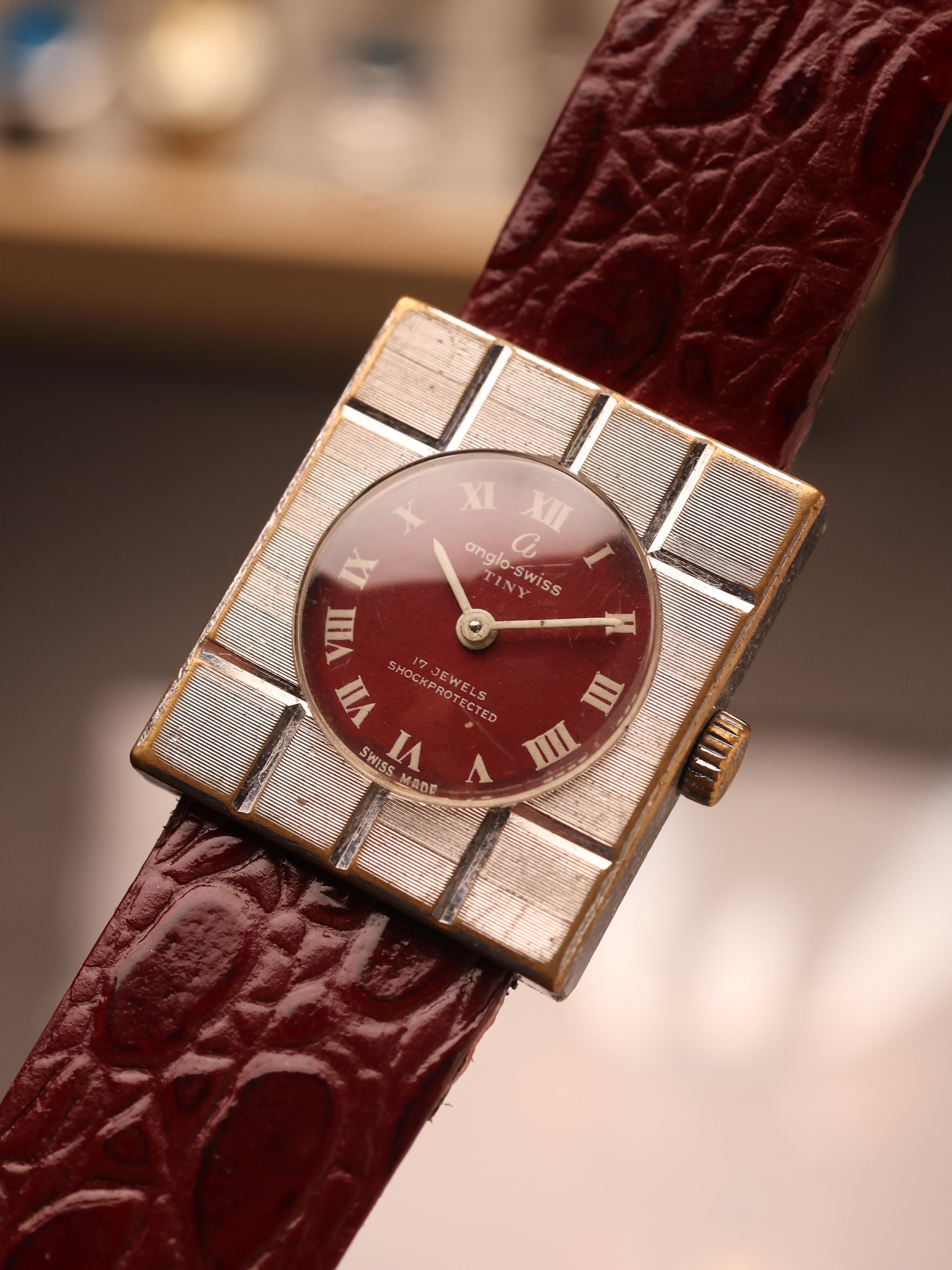 Anglo Swiss Tiny (Ref. 2008-19) (23mm x 26mm; Quartz)