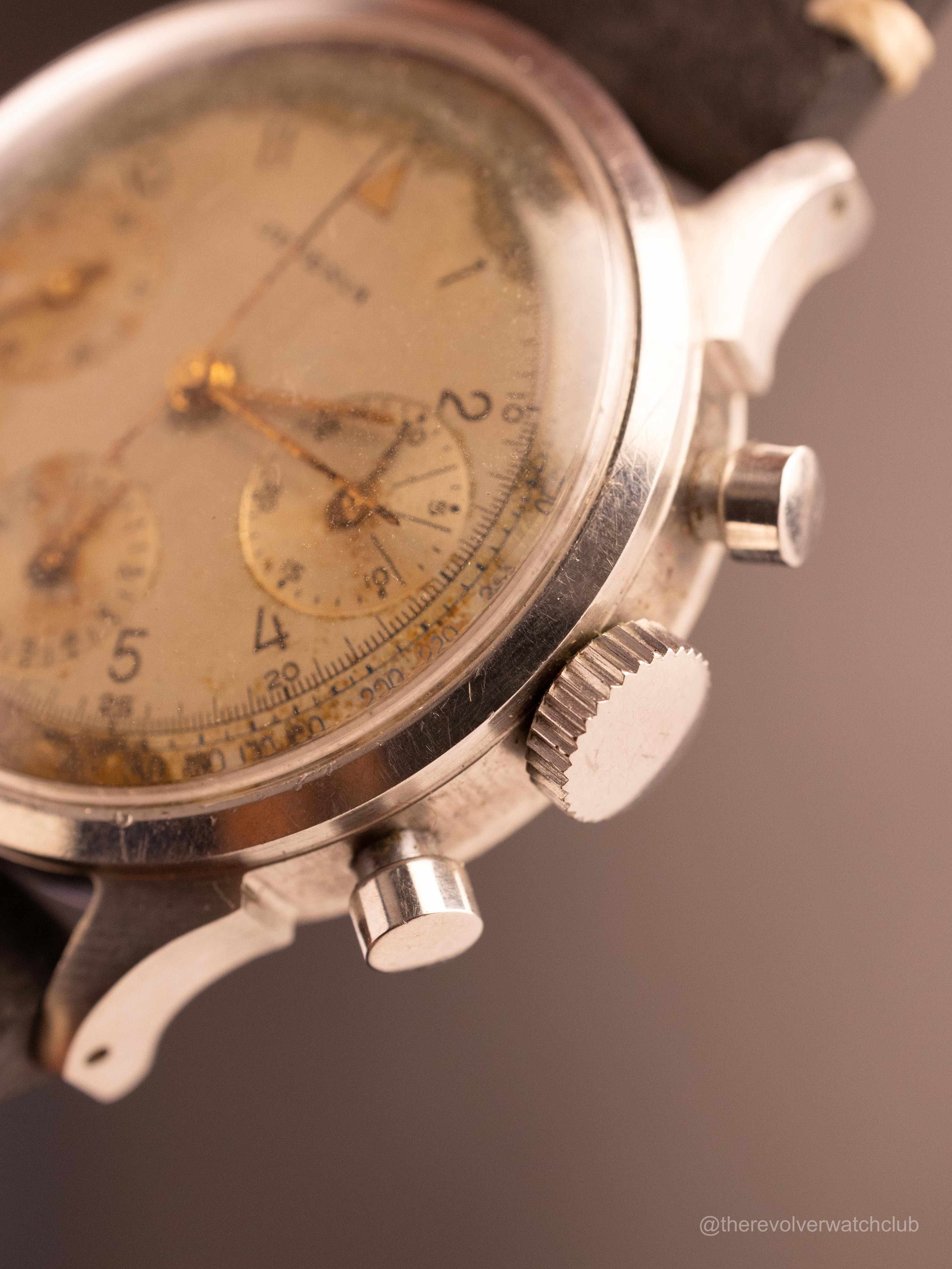 Juvenia Vintage Triple-Register Chronograph (Ref. 120590) (35mm; Manual)