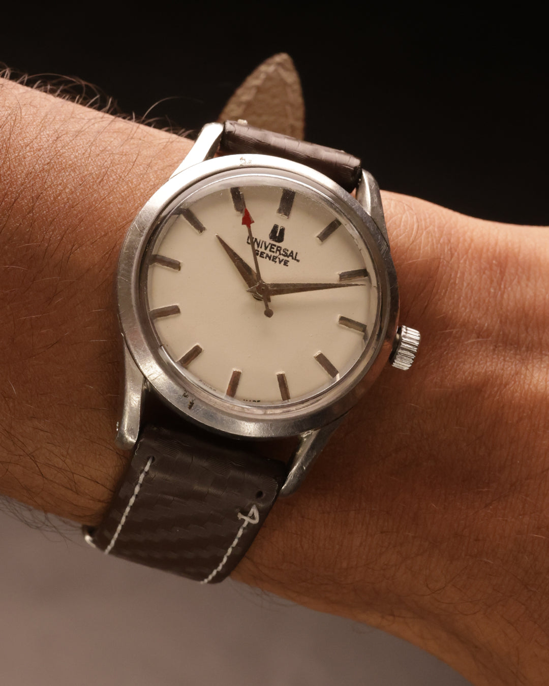 Universal Genève Ref. 206513-5 (c.1950s)