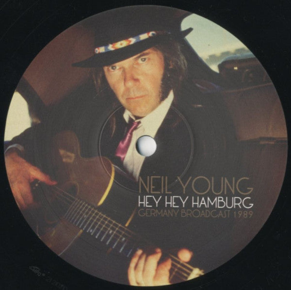 Neil Young – Hey Hey Hamburg (Arrives in 4 Days)