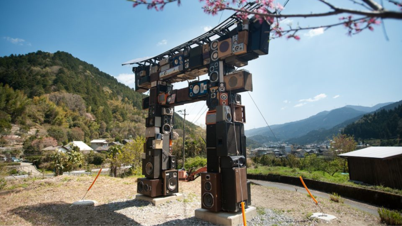 The Karaoke Torii