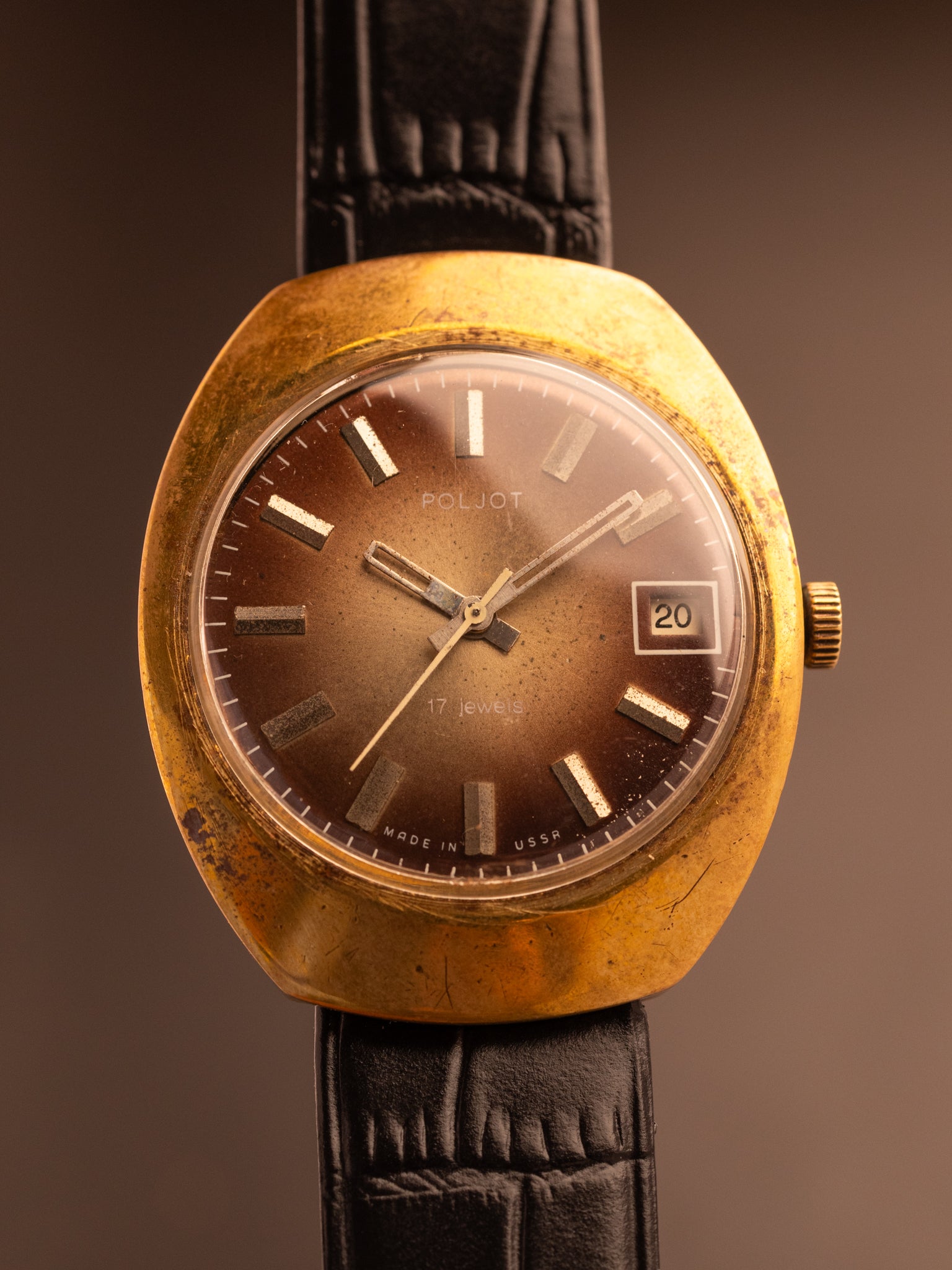 Poljot Tonneau (Ref. 13492) (37mm; Manual)