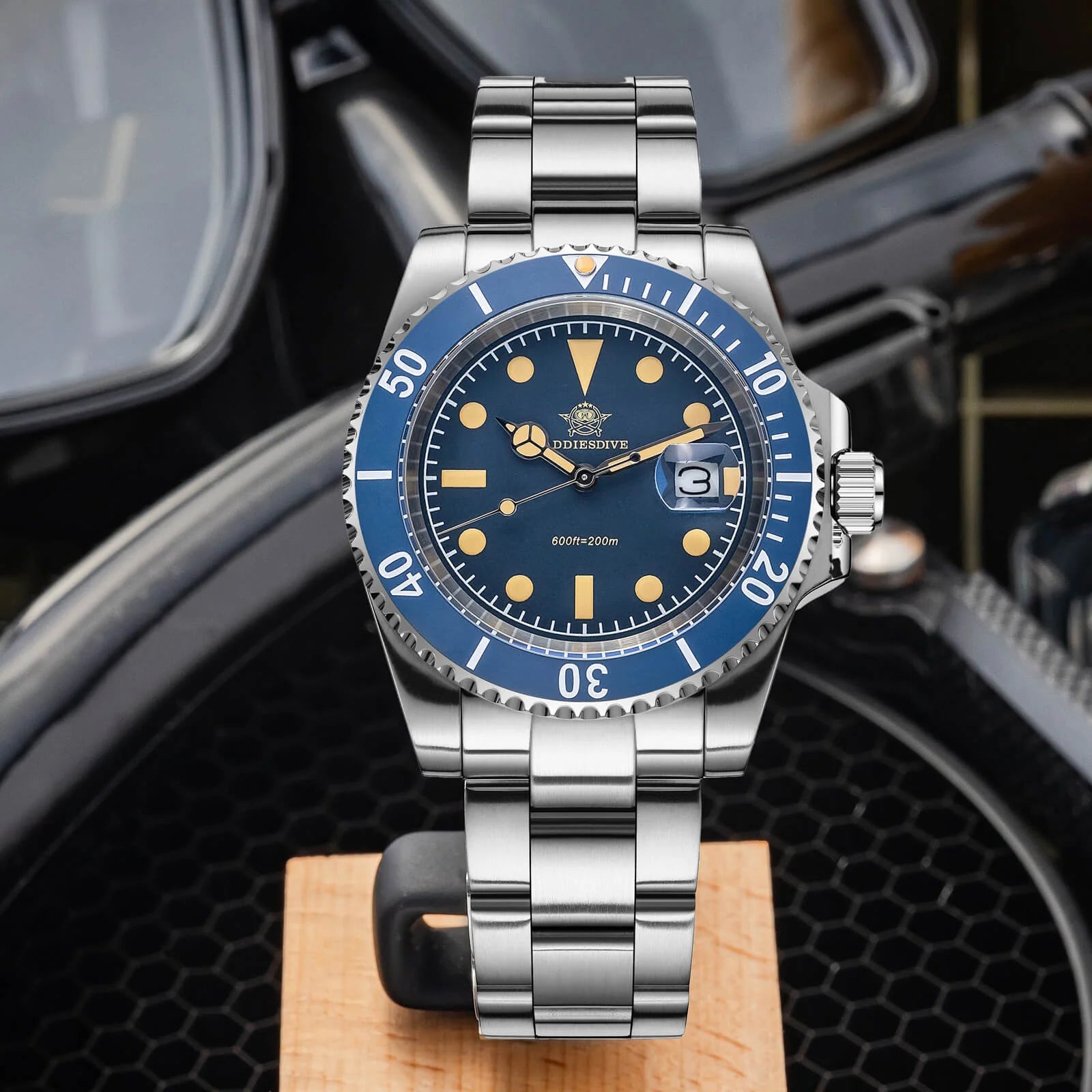 ADDIESDIVE 41mm Retro Sub Quartz Watch AD2054