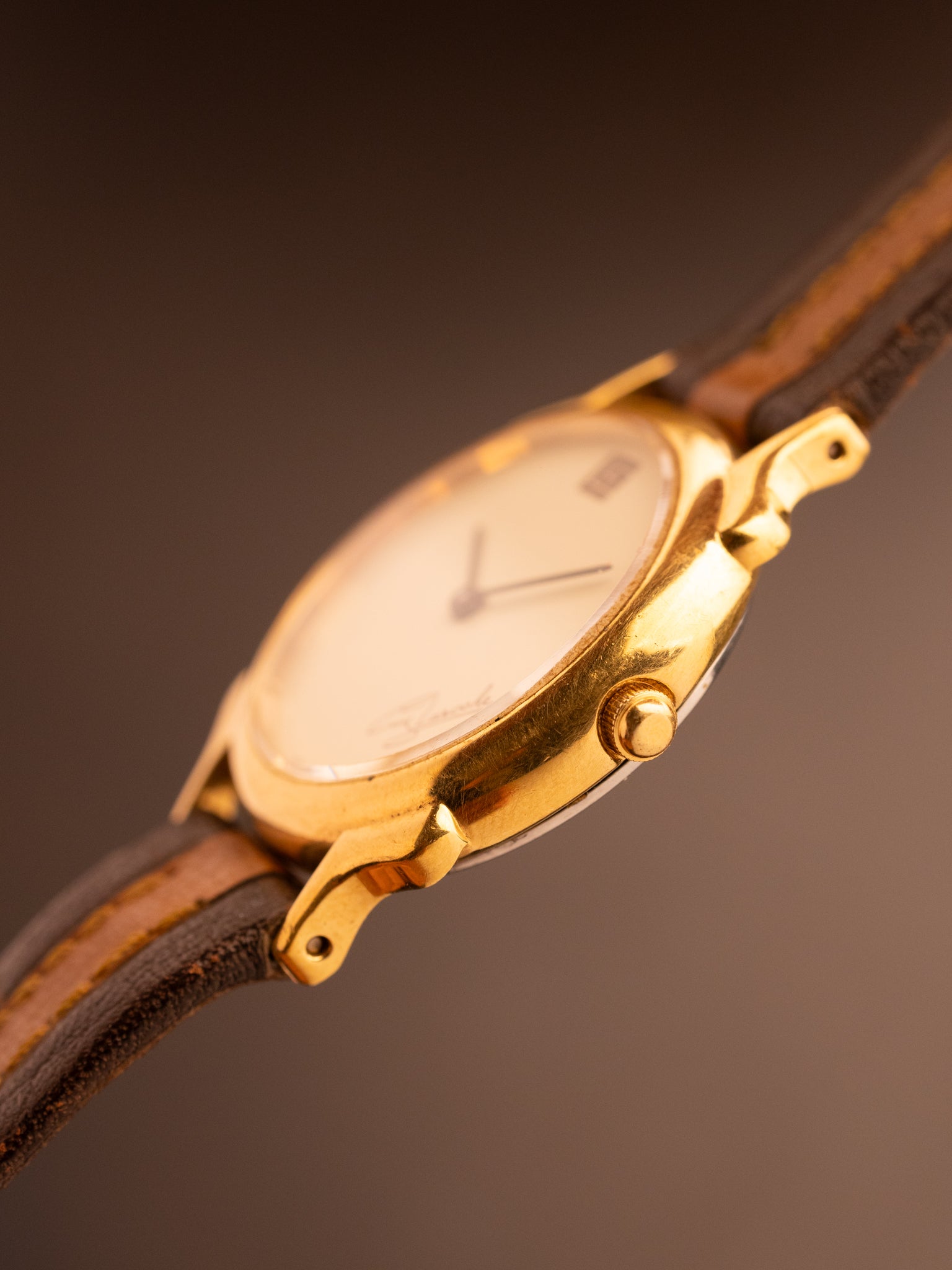 Guy Laroche (Hers) (Ref. 13-0437) (27mm; Quartz)
