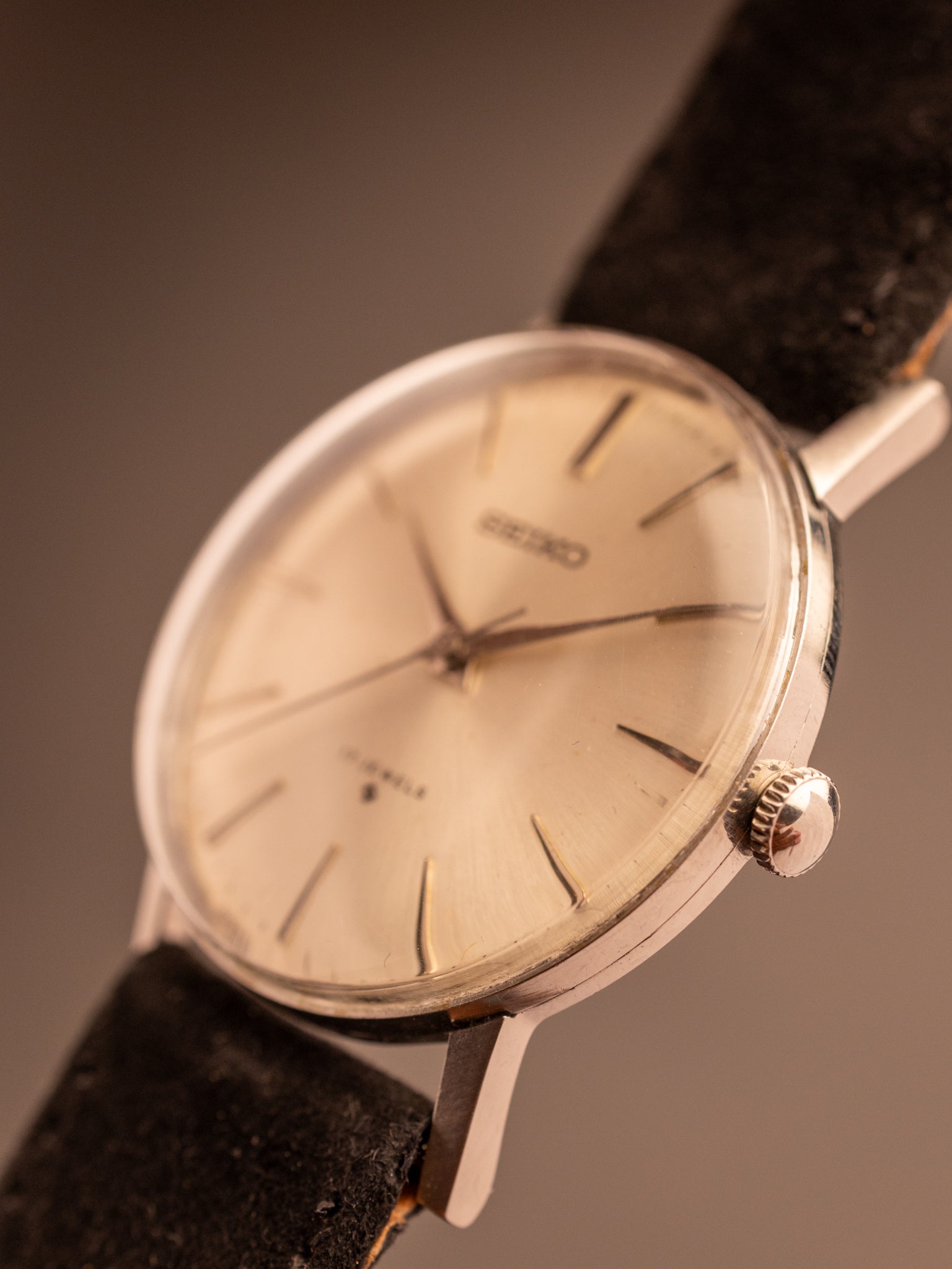Seiko Hi Beat (Ref. 66-7100P) (37mm; Manual)