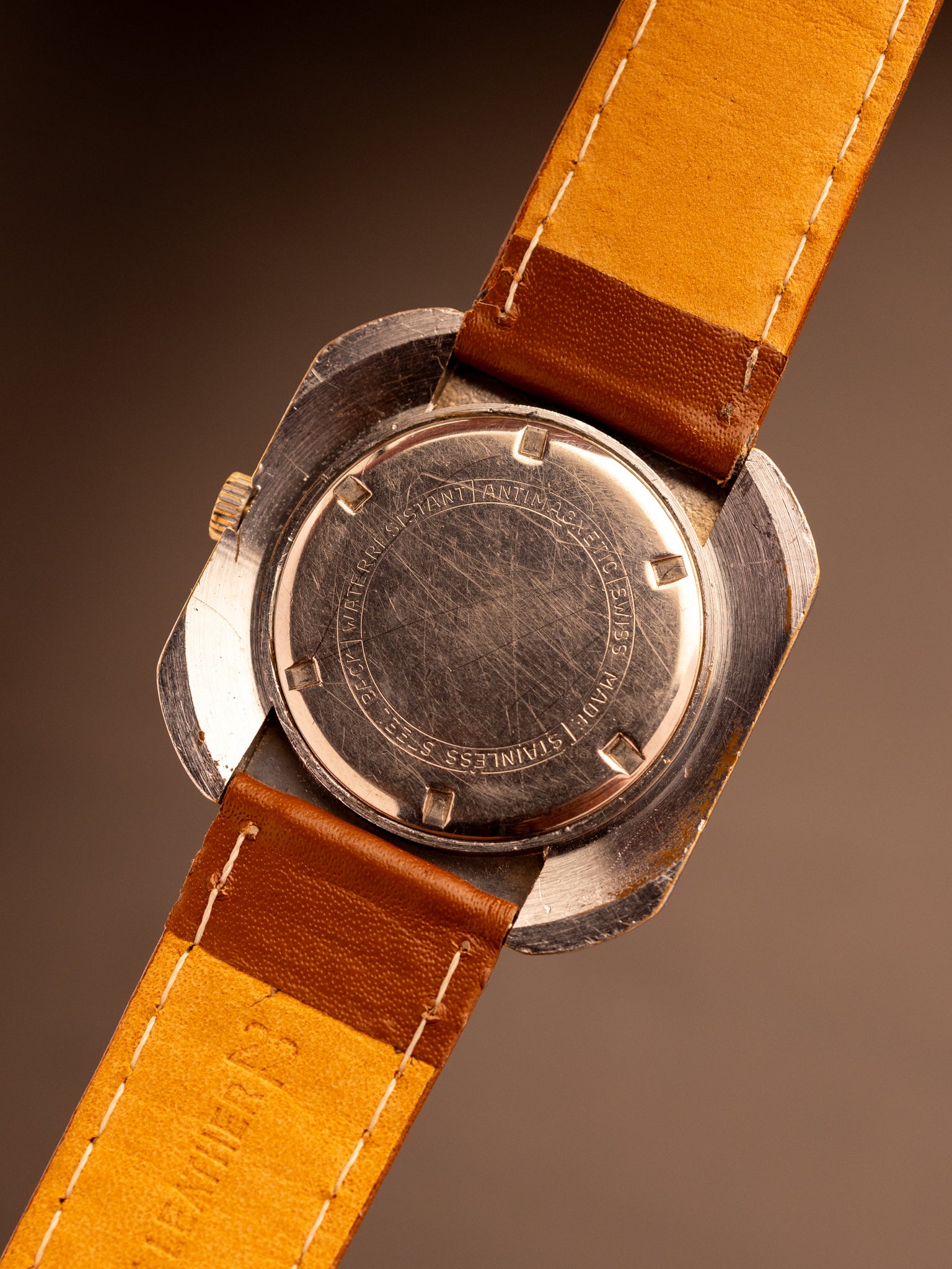 Grand Prix; Cushion Dial (Ref. Unknown) (40mm; Manual)
