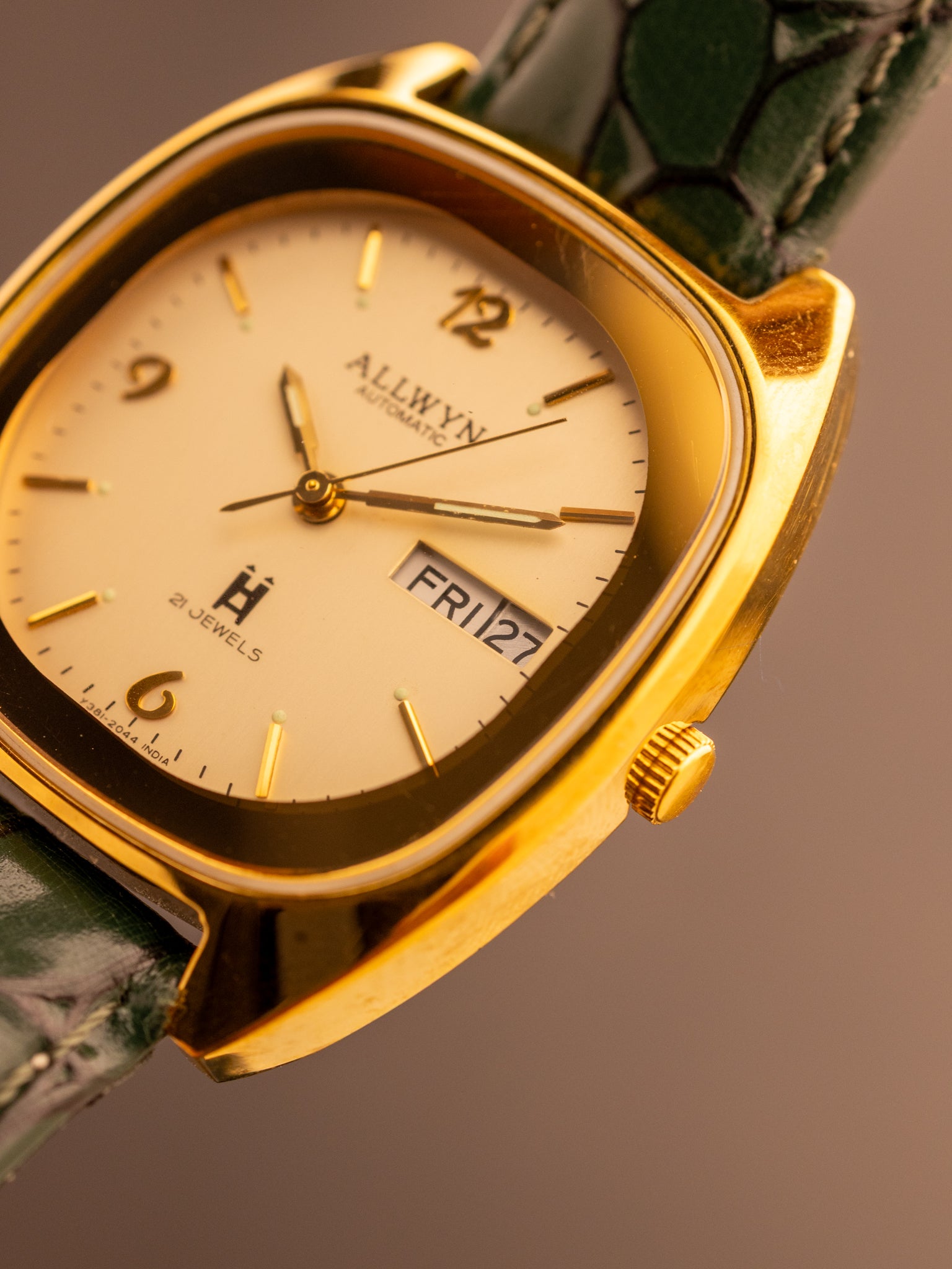 Allwyn TV Dial (Ref. Y381-5050) (36mm; Automatic) (Very Rare; Mint)