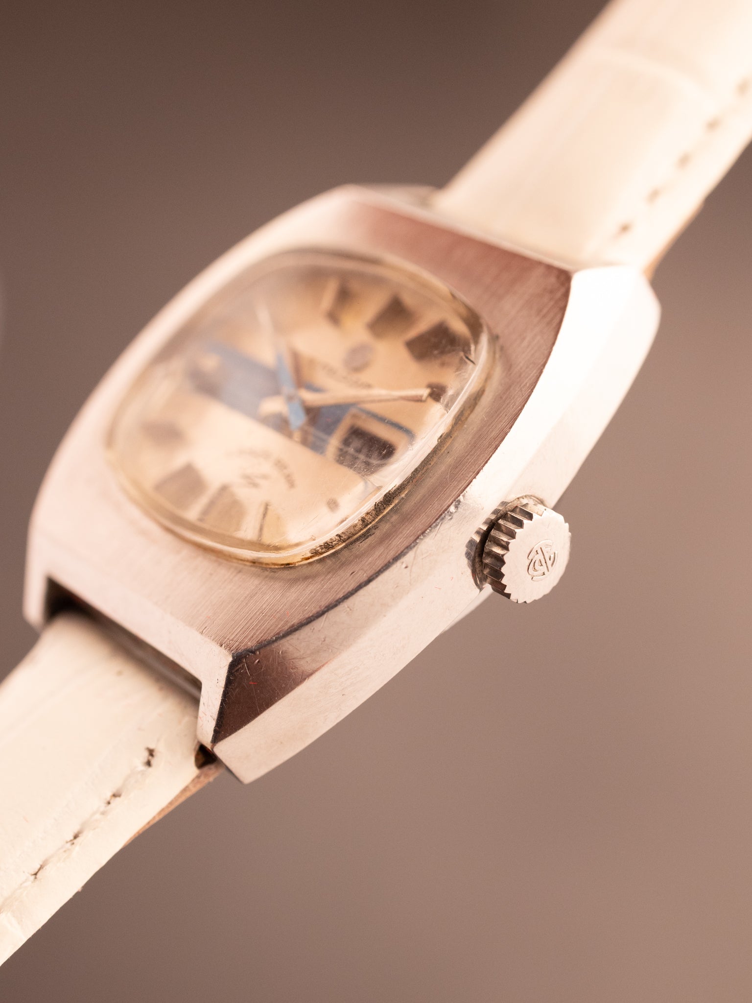 Tressa Laser Beam TV Dial White Strap (Ref. 186) (36mm; Automatic)