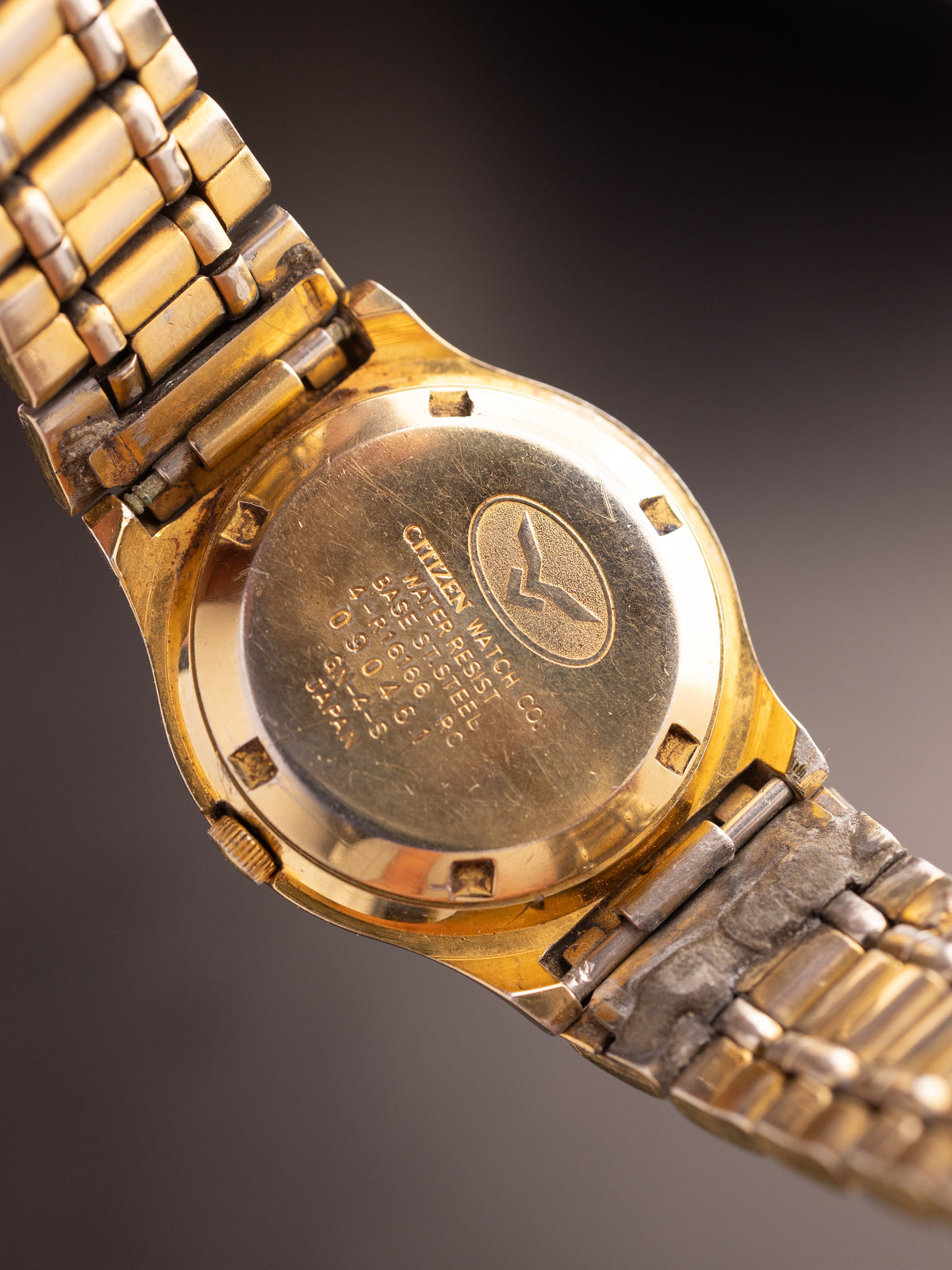 Citizen Golden Eagle Gold 090461 (Ref. 4-R16166 RC) (32mm; Automatic) (Rare)